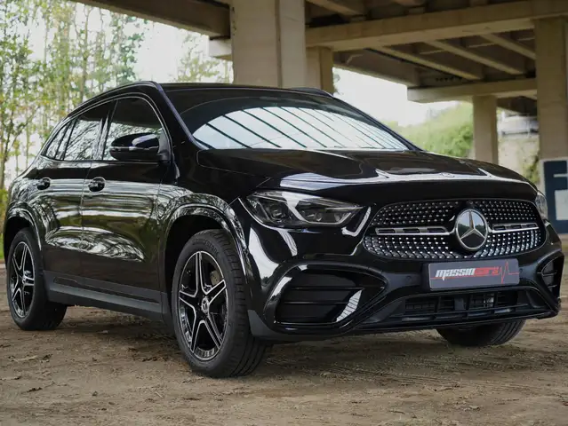 Mercedes-Benz Gla view 8