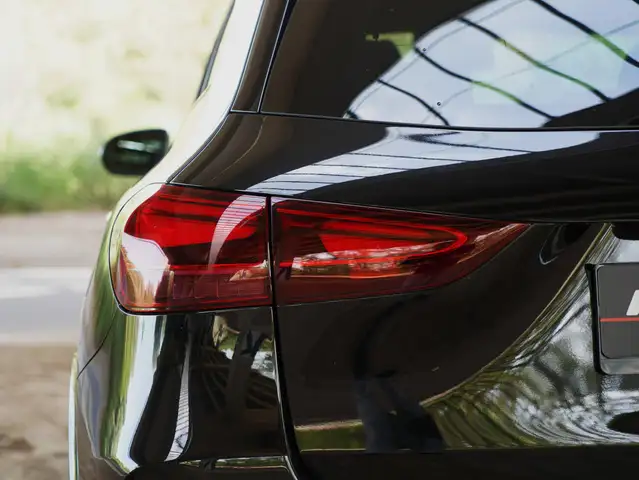 Mercedes-Benz Gla view 13