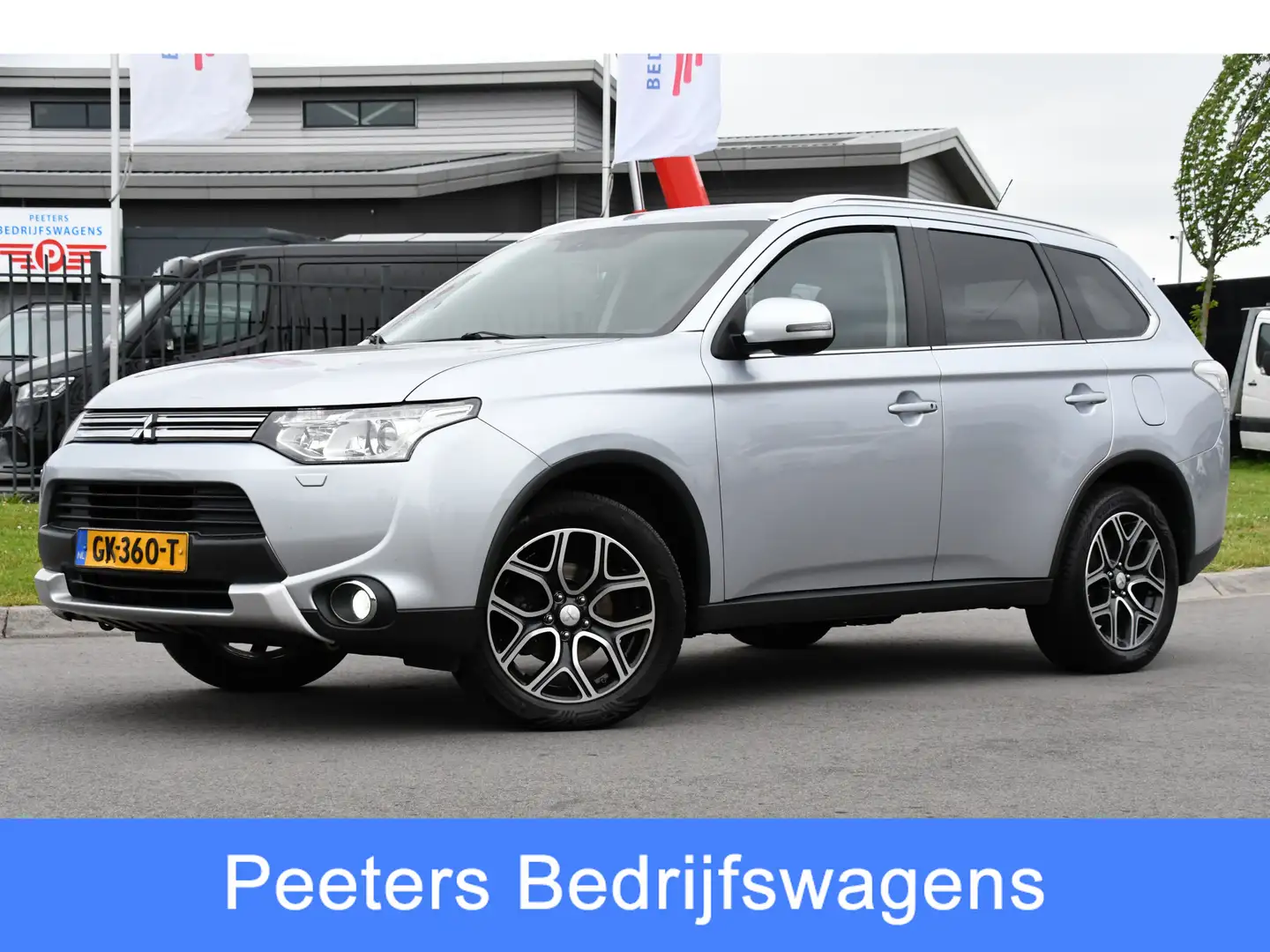 Mitsubishi Outlander 2.0 PHEV Executive Edition X-Line Cruise, Automaat Grijs - 1
