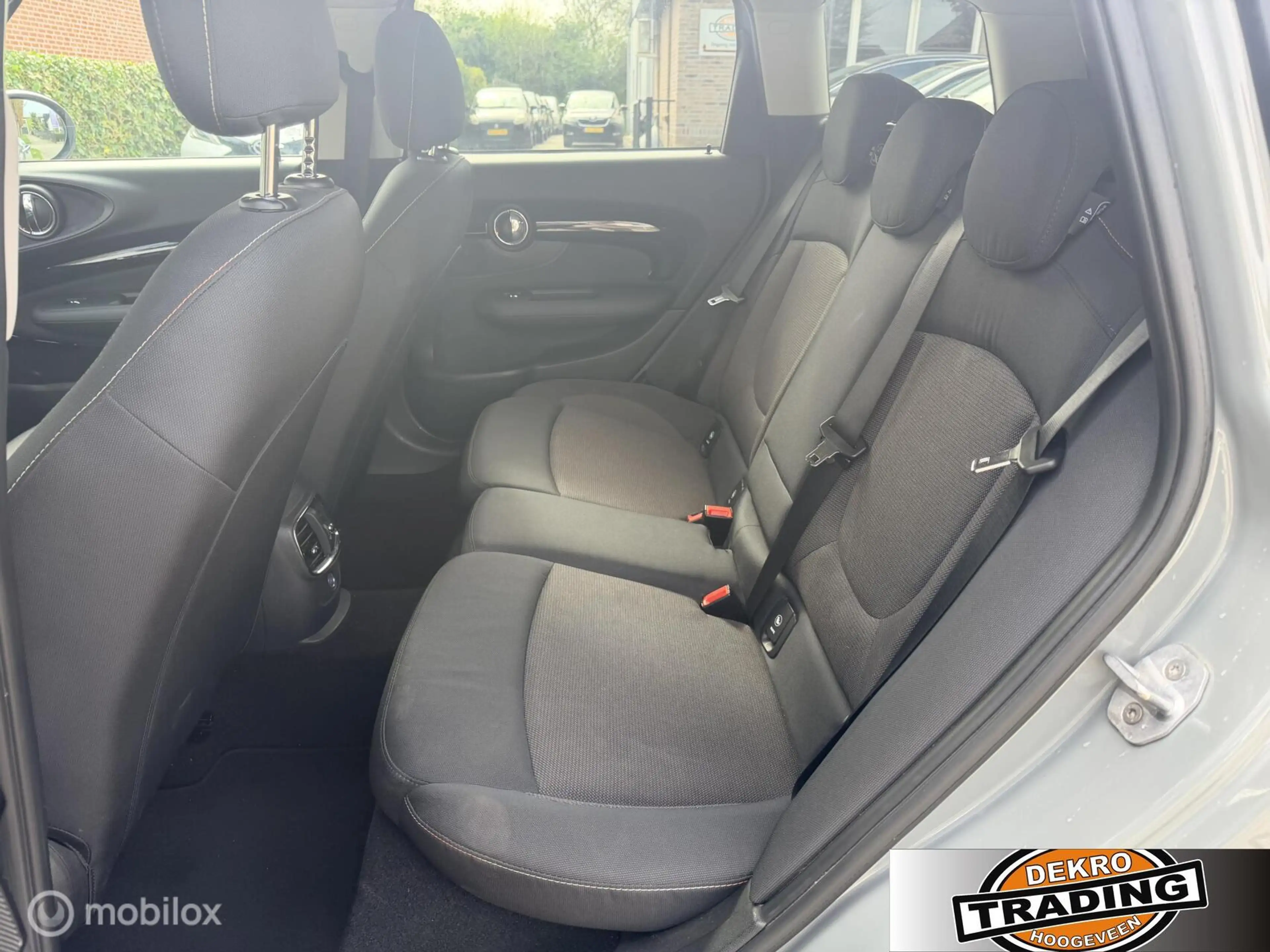 MINI Cooper Clubman 1.5 Serious Business Clima Navi trekhaak — photo 14