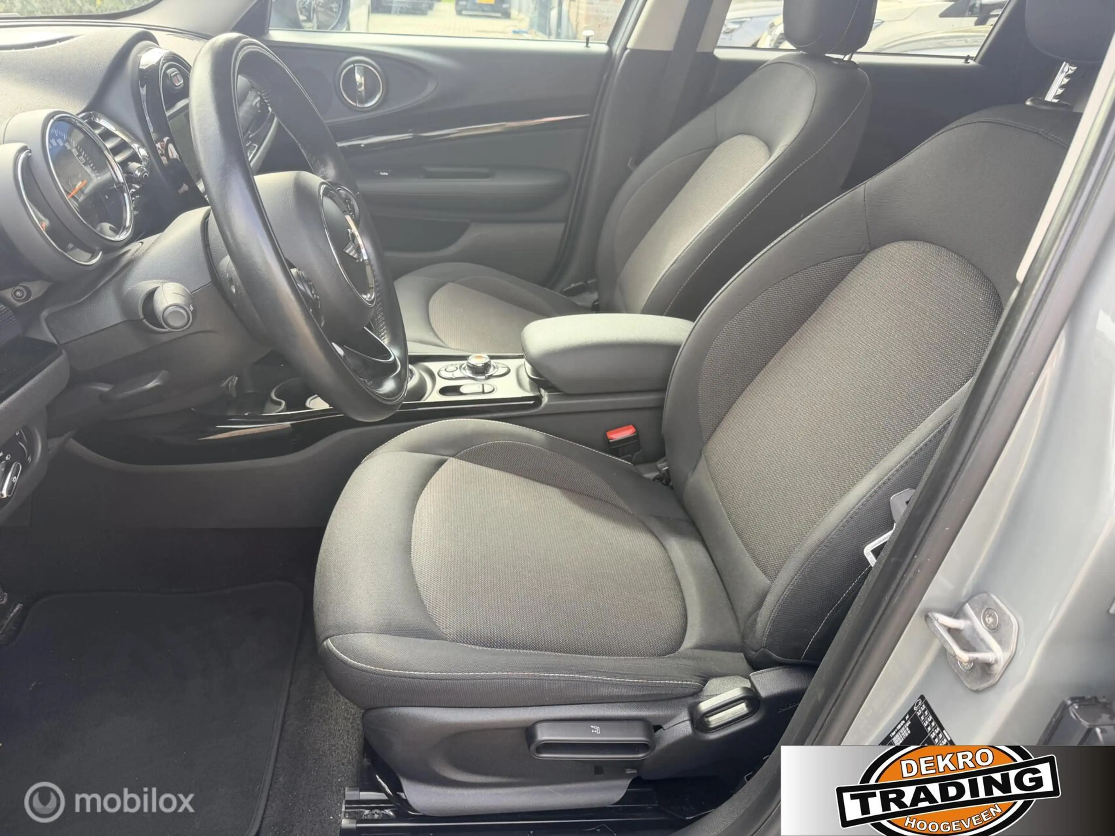 MINI Cooper Clubman 1.5 Serious Business Clima Navi trekhaak — photo 12