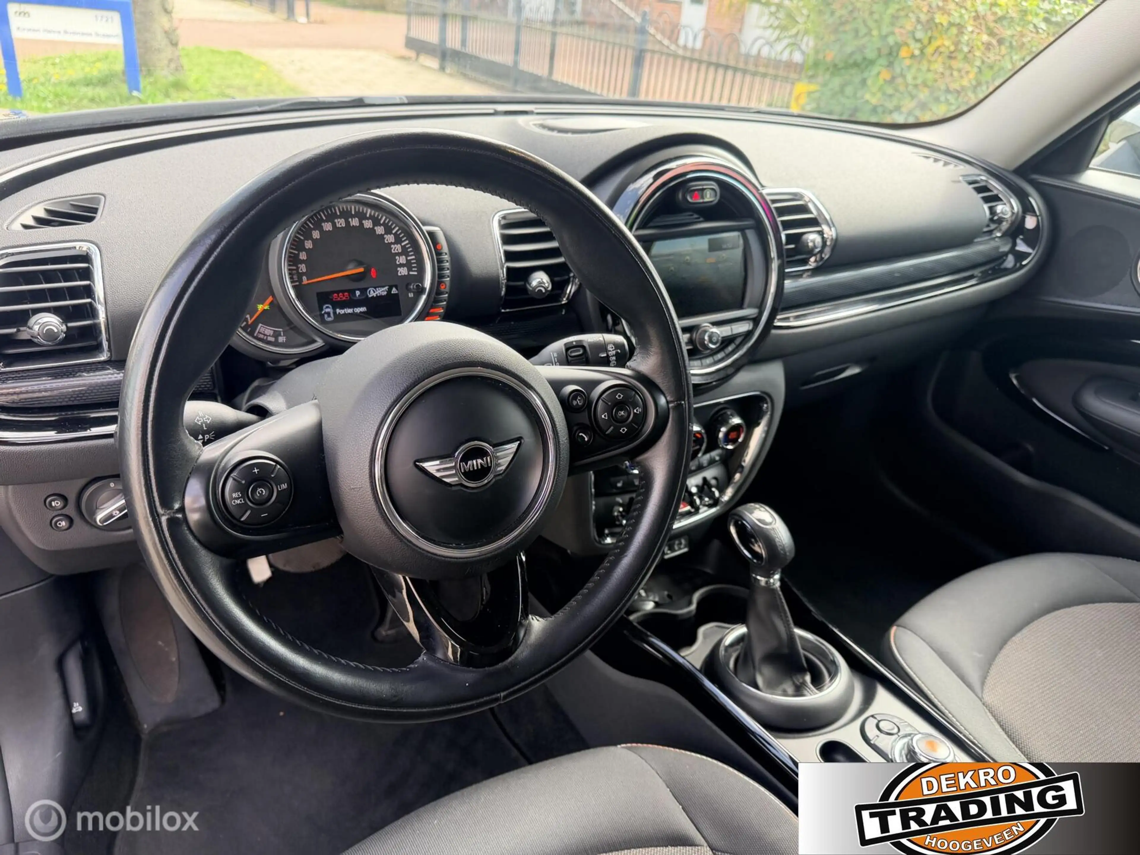MINI Cooper Clubman 1.5 Serious Business Clima Navi trekhaak — photo 15