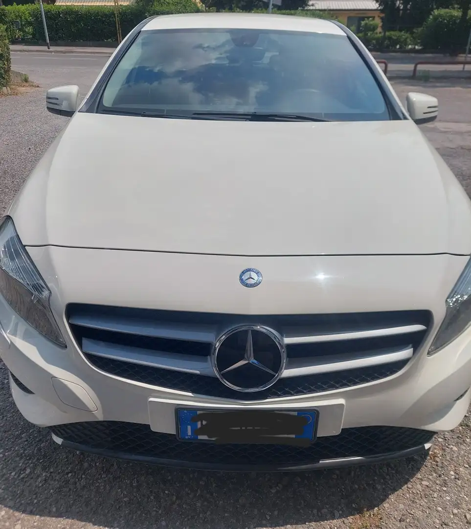 Mercedes-Benz 180 Wit - 1