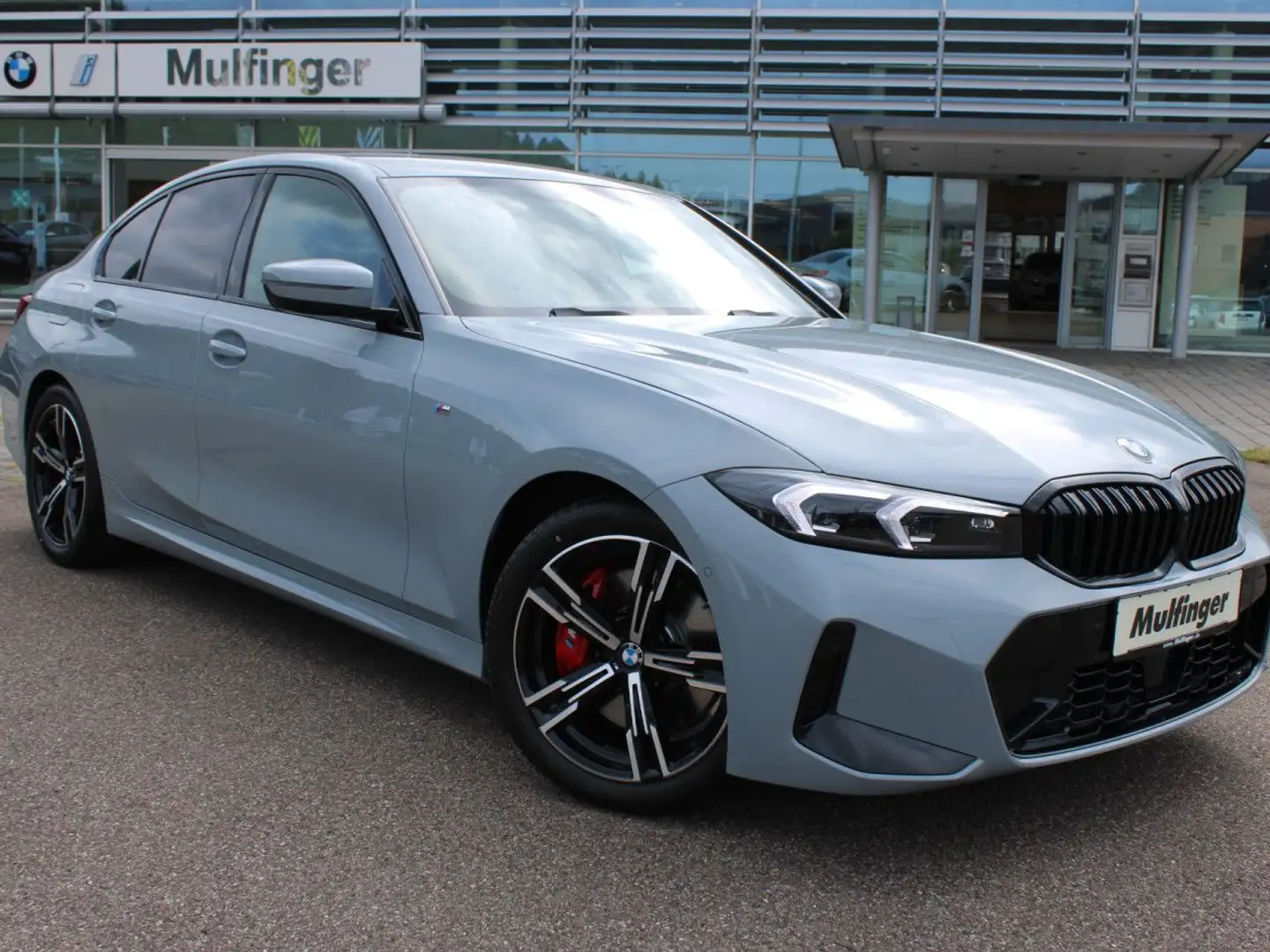 BMW 330 i M Sport Pro Leder ACC LiveProf.SurView HUD Grau - 2