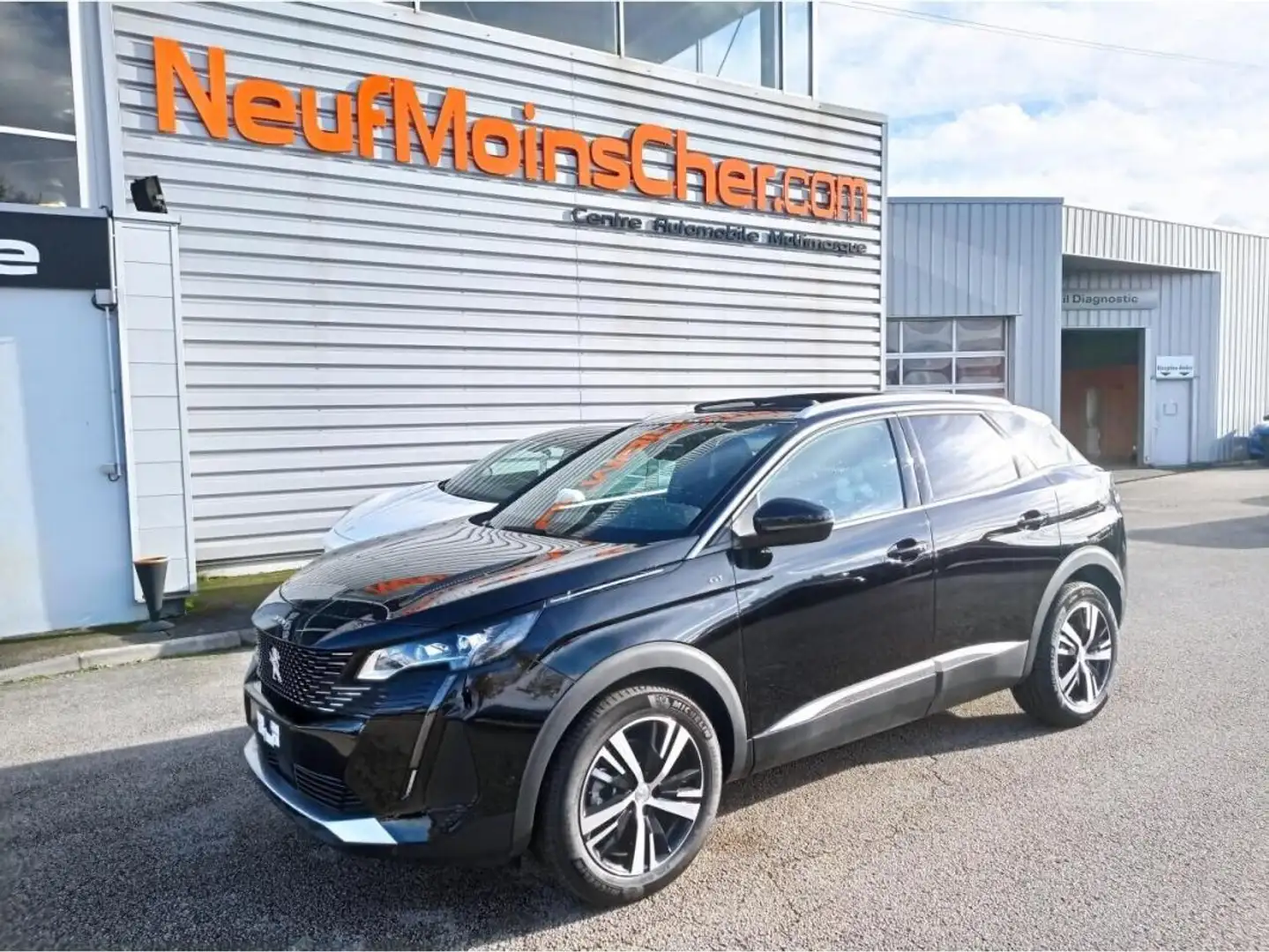 Peugeot 3008 GT 130cv EAT8 + Toit ouvrant panoramique + Hayon M Noir - 1
