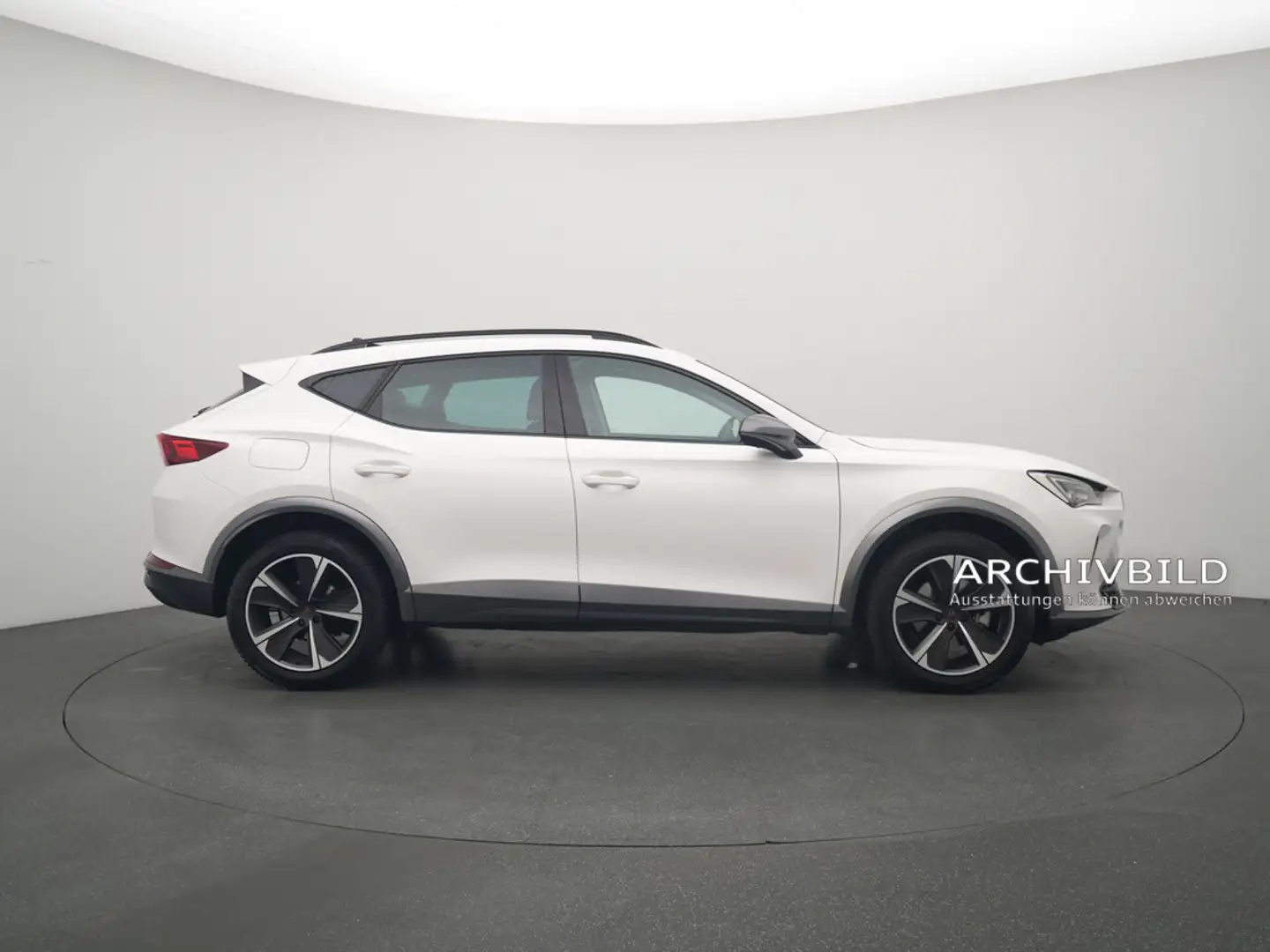 CUPRA Formentor NAVI VIRT AHK ACC CARPLAY LEDER SHZ Weiß - 2