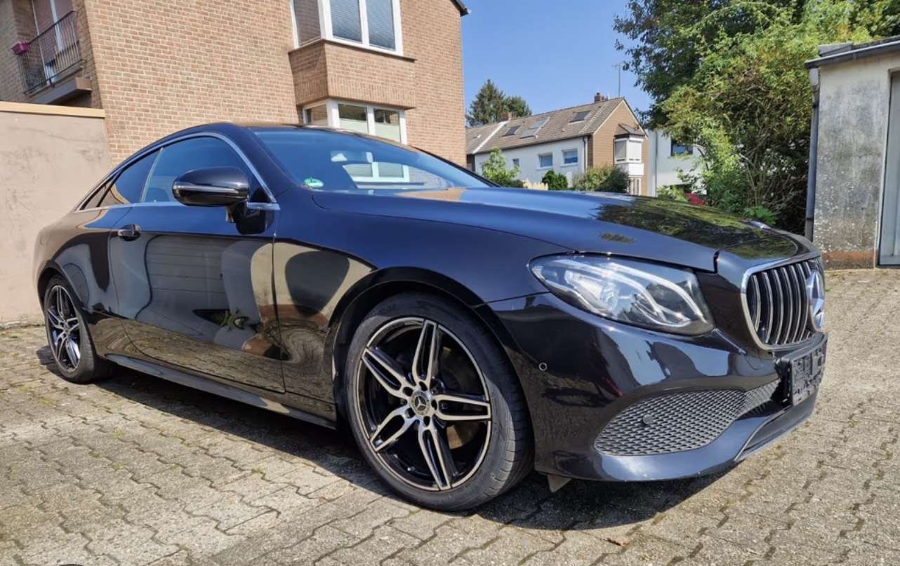 Second hand Mercedes Benz E-Class 