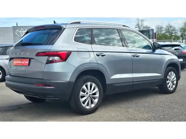 Skoda Karoq view 3