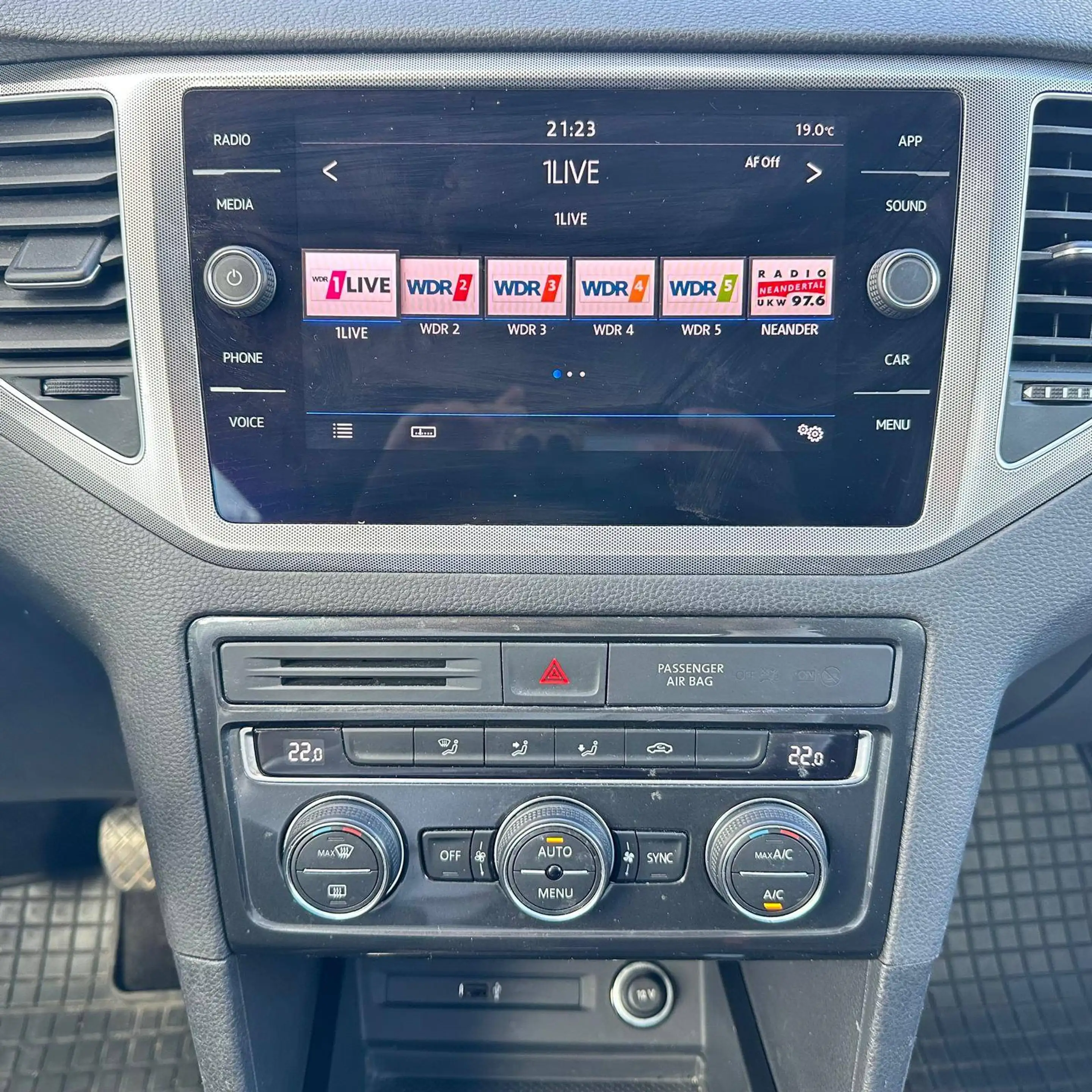 Volkswagen Golf Sportsvan Trendline — photo 14