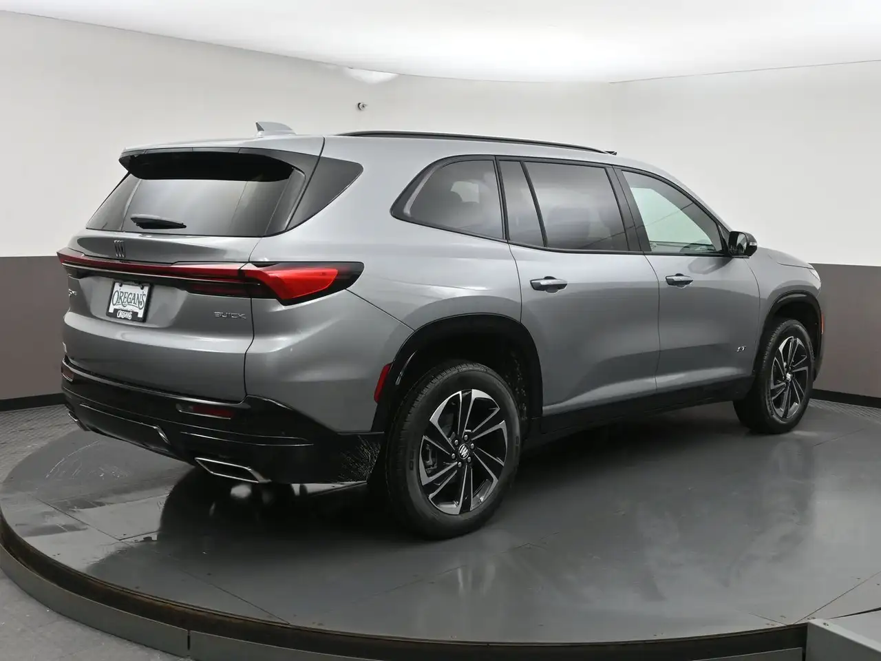 Buick Enclave снимка Buick Enclave