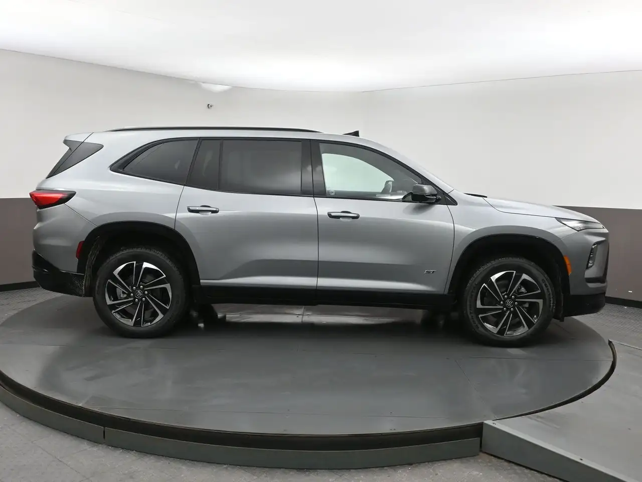 Buick Enclave снимка Buick Enclave