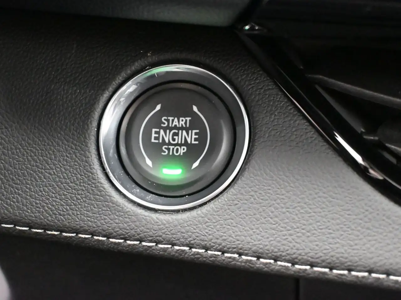 Buick Enclave снимка Buick Enclave