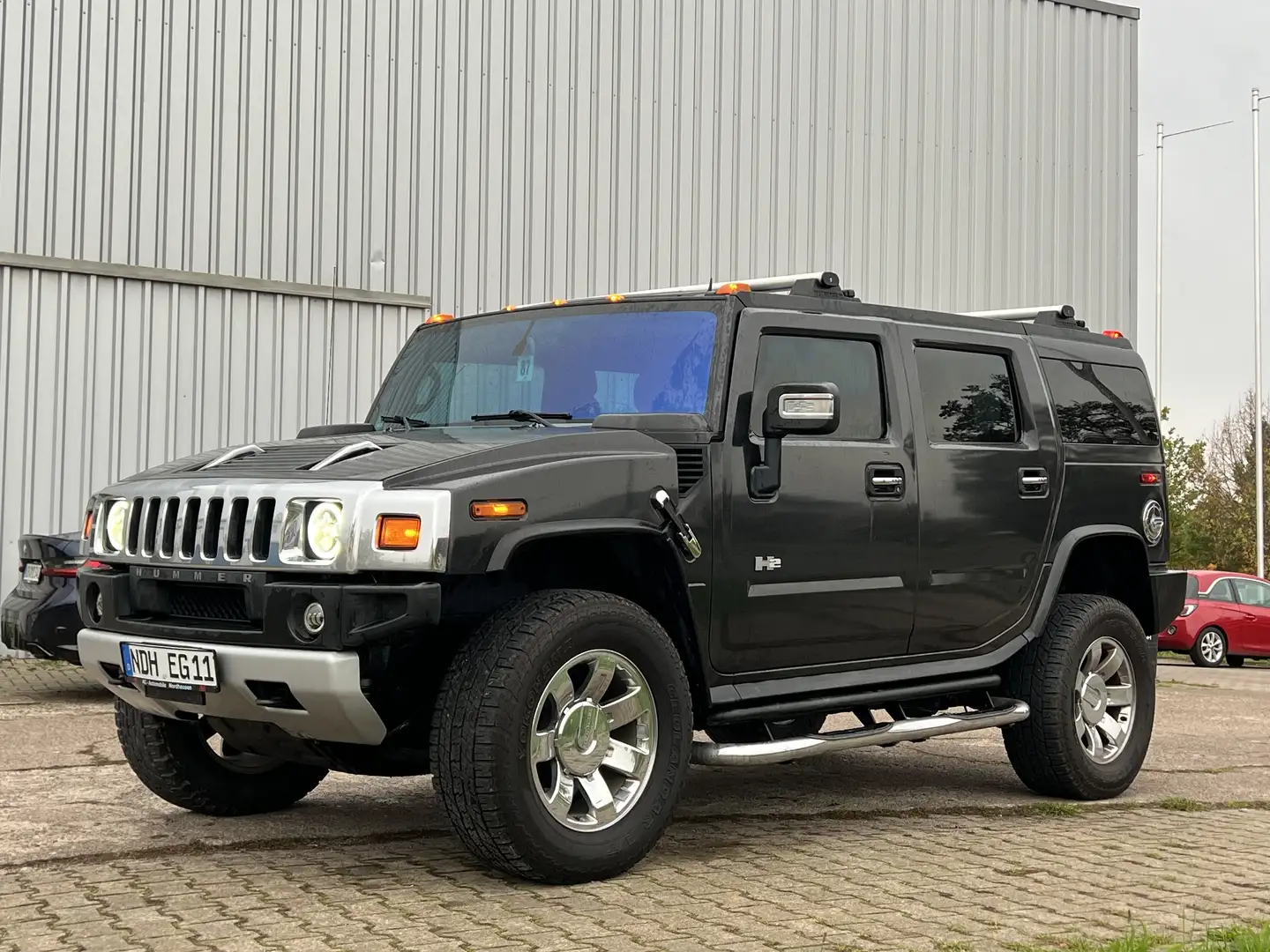 HUMMER H2 Luxury Facelift Grau - 2