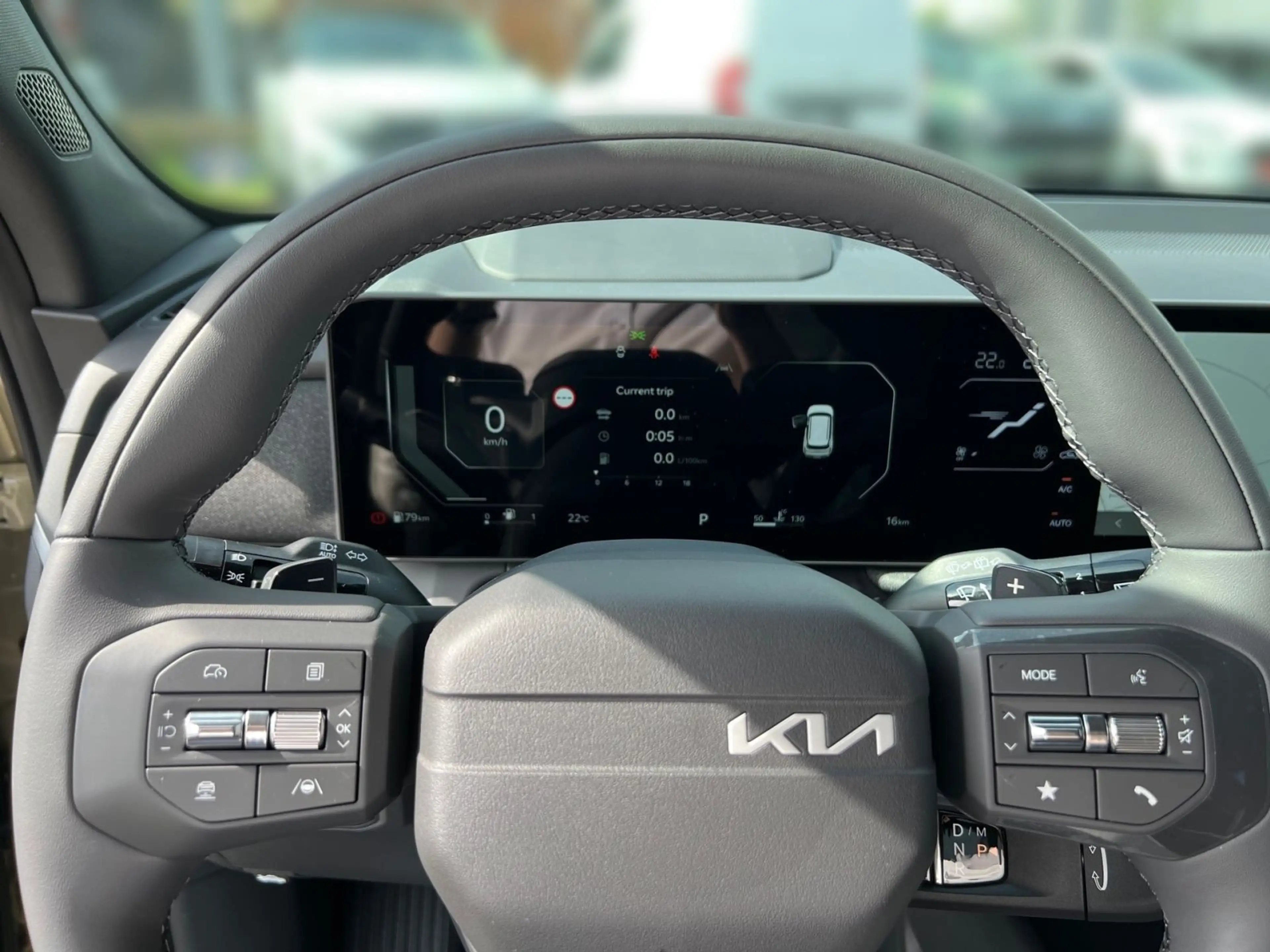Kia Seltos | 1.6 T-GDI | X-Line | Tan Beige — photo 15