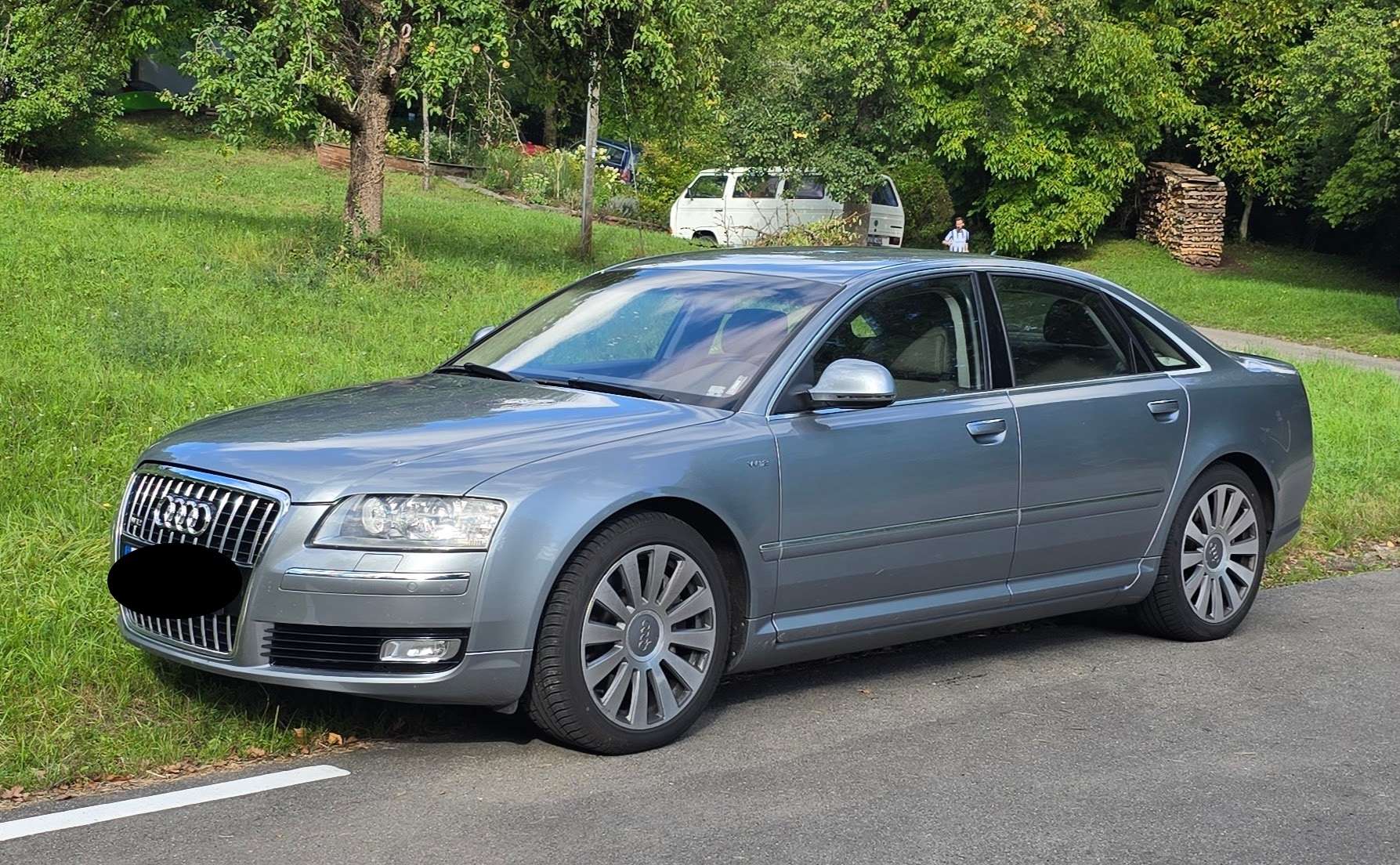 Second hand Audi A8 6.0 W12