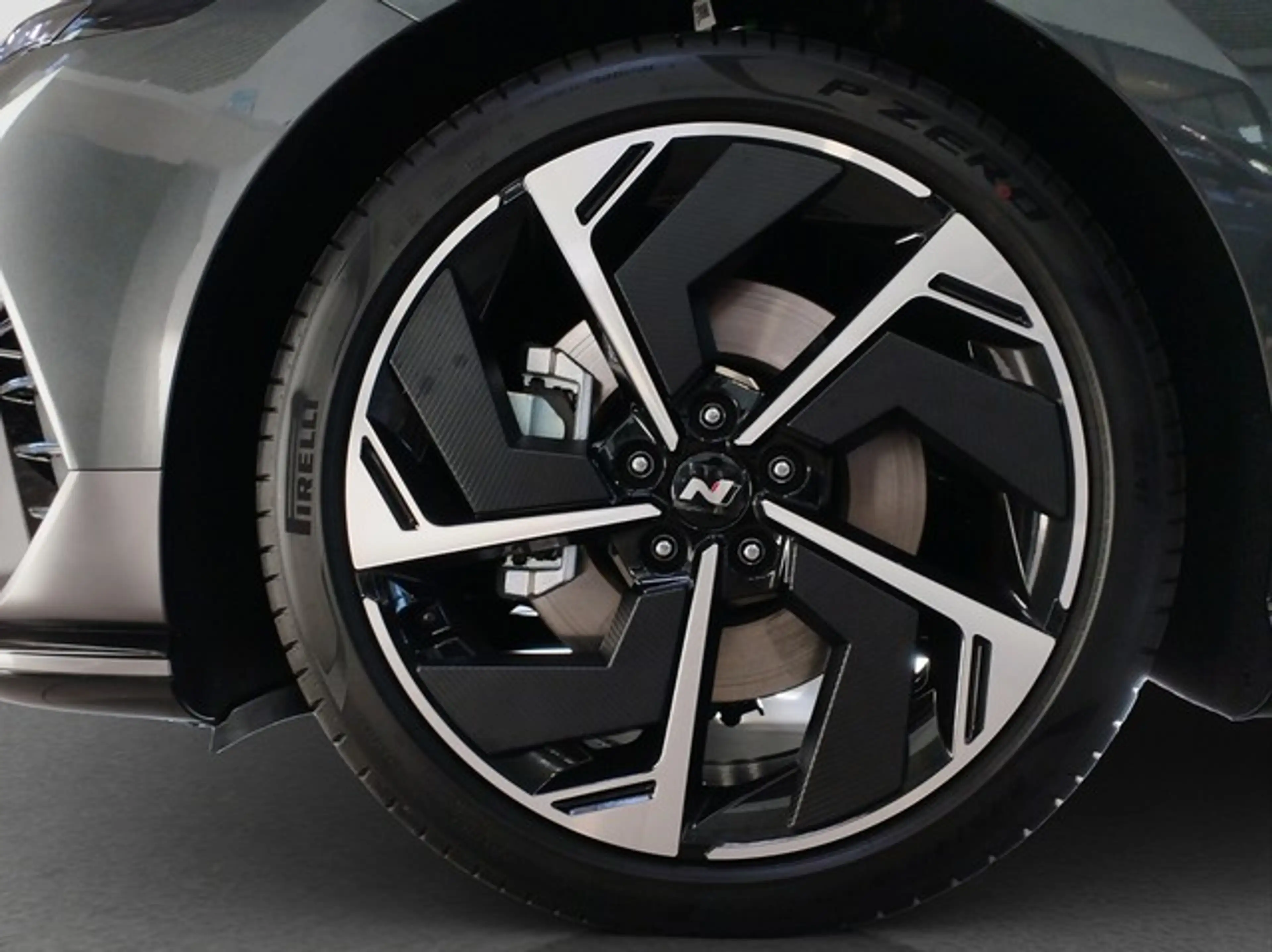 Hyundai IONIQ 6 Elektro 84,0 kWh N Line Facelift — photo 13