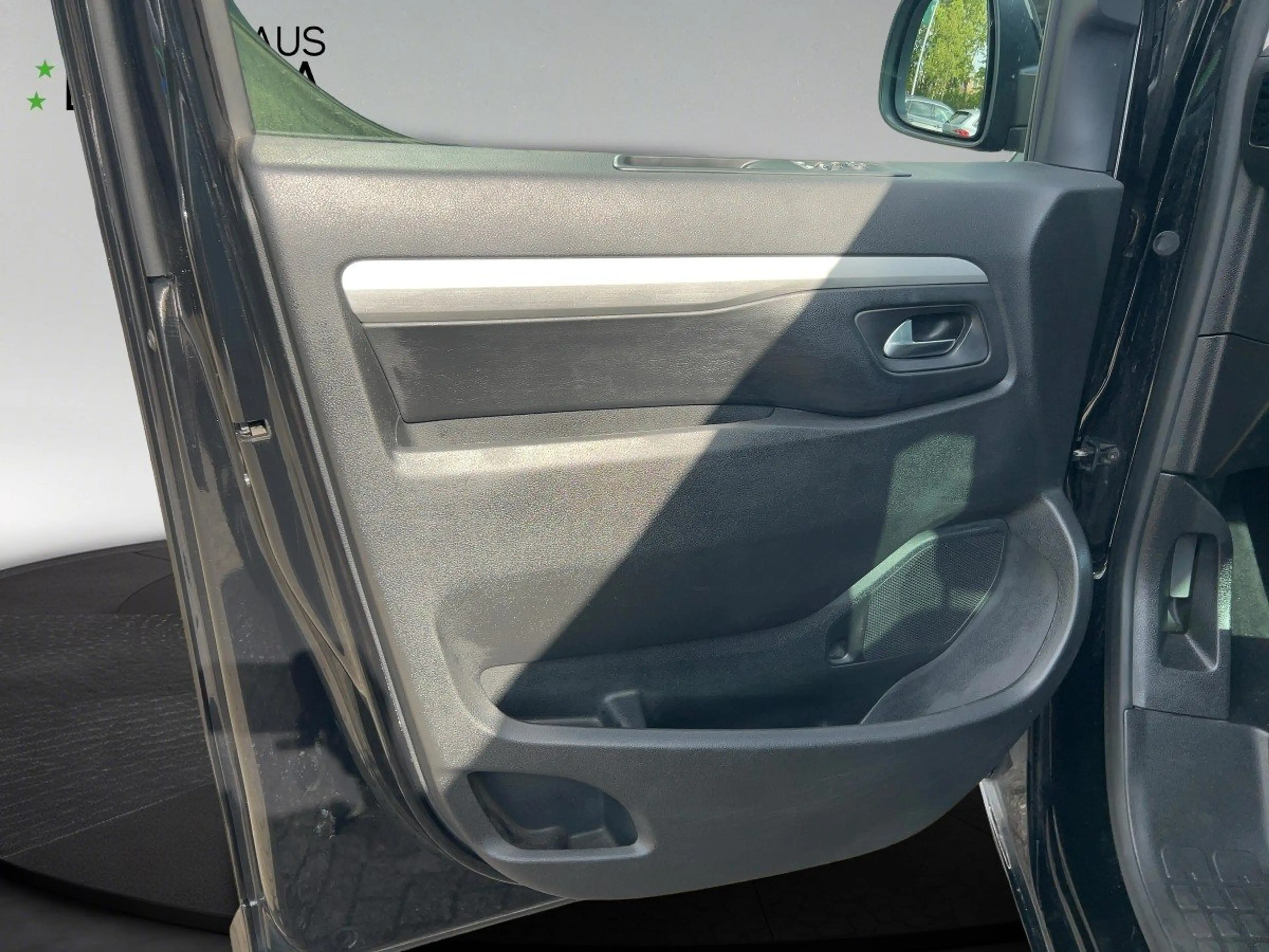 Citroen Spacetourer 2.0 Aut. BlueHDi AHK KlimaA Leder Navi Pano Kam SH — photo 9
