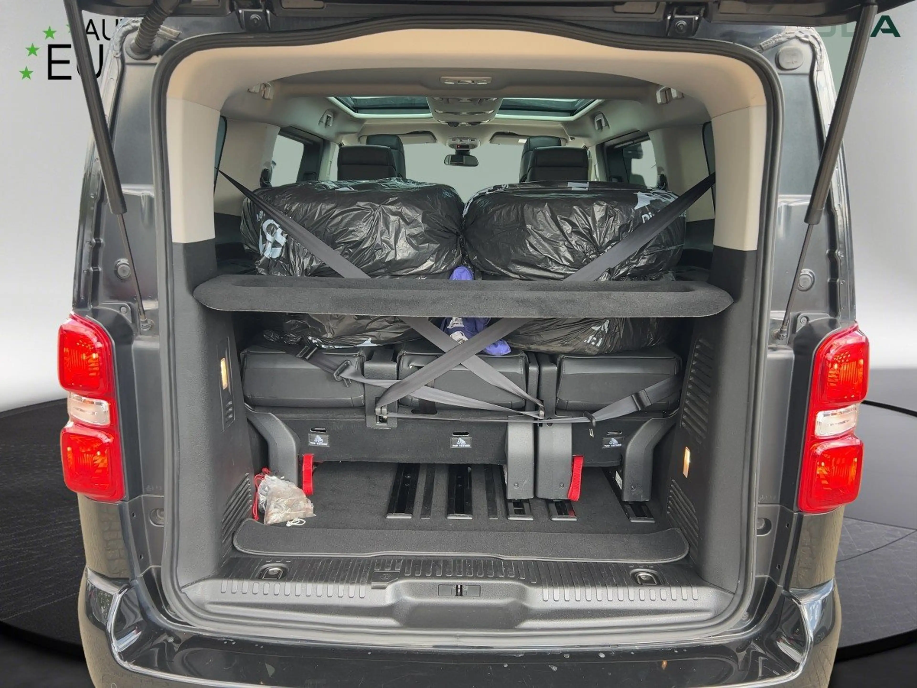 Citroen Spacetourer 2.0 Aut. BlueHDi AHK KlimaA Leder Navi Pano Kam SH — photo 3