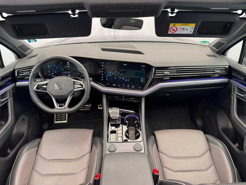 Volkswagen Touareg R-LINE 3.0 TDI DSG+AHK+PANO+KAMERA+STHZ+MATRIX+... — photo 2