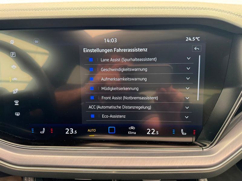 Volkswagen Touareg R-LINE 3.0 TDI DSG+AHK+PANO+KAMERA+STHZ+MATRIX+... — photo 5