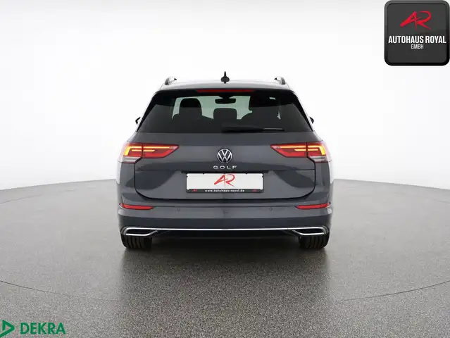Volkswagen Golf view 4