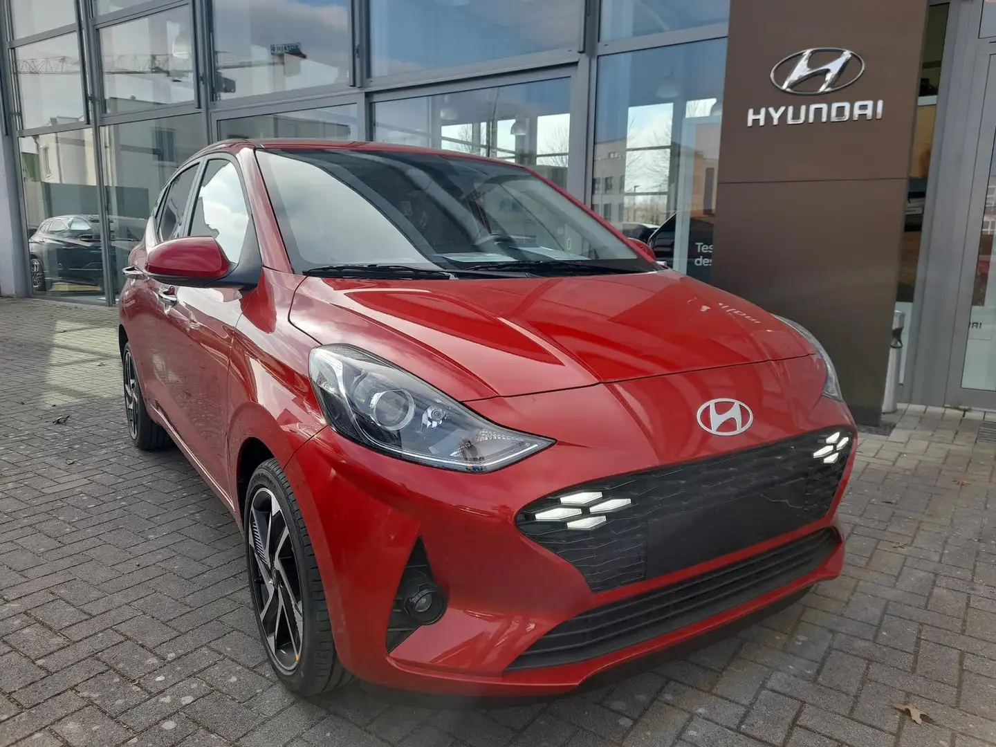 Hyundai i10 FL 1.2 A/T Prime.Navi.Smart Key.LM.PDC Rojo - 1
