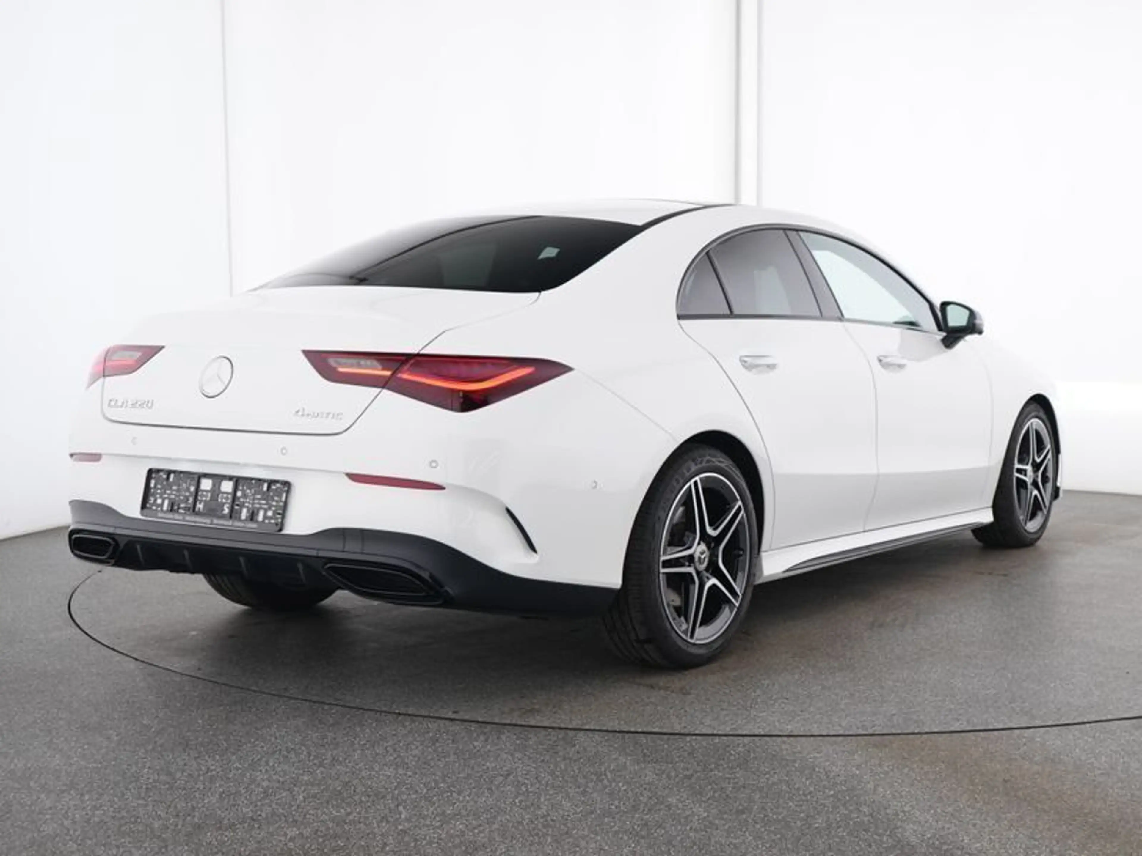 Mercedes-Benz CLA 220 4Matic Special Night Pano 360 DIS M-Beam — photo 2