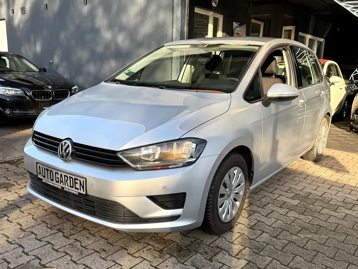 Volkswagen Golf Sportsvan Trendline BMT/Start-Stopp Gris - 1