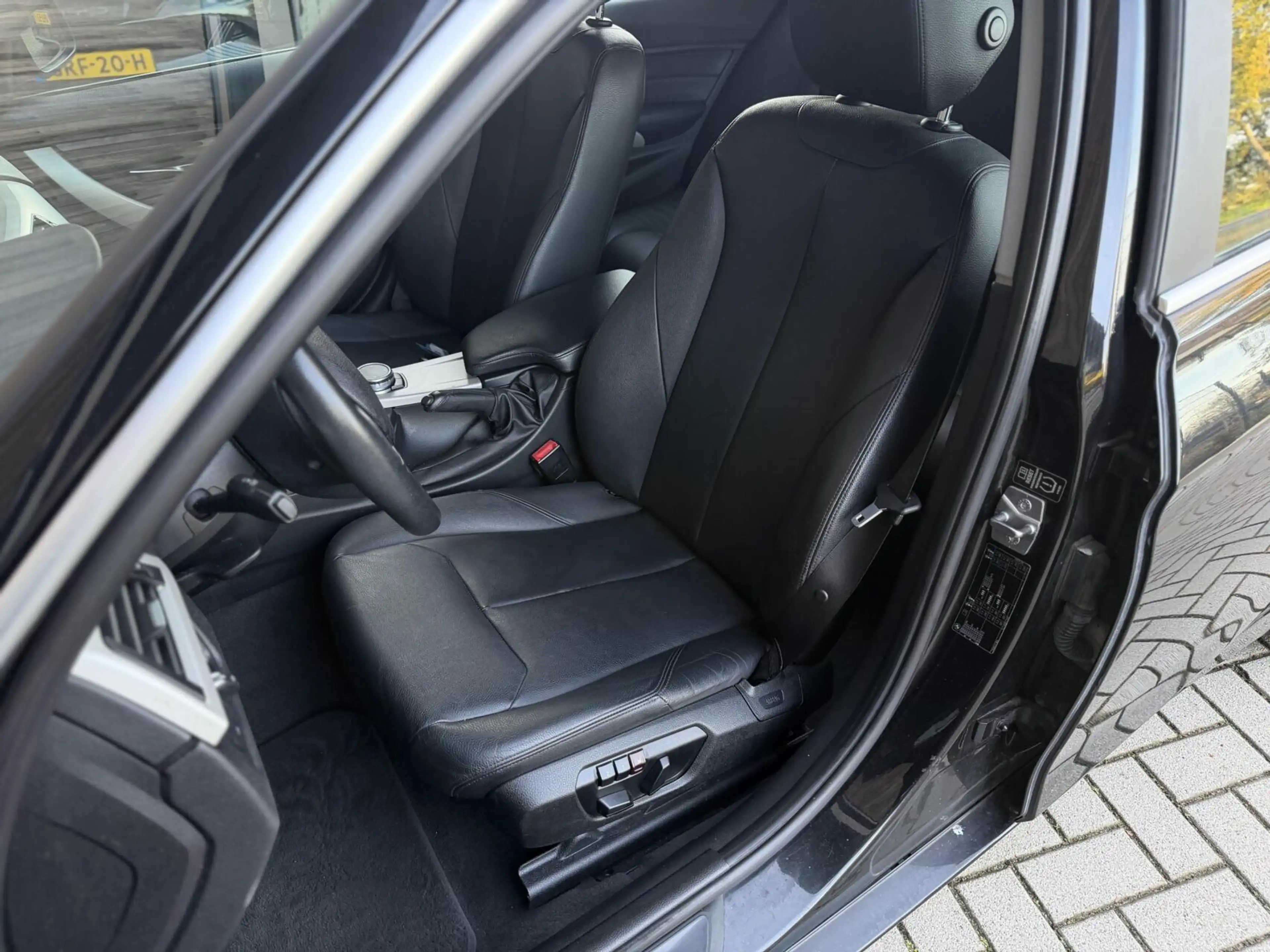 BMW 316 3-serie Touring 316i High Executive | Leder | Trek — photo 4