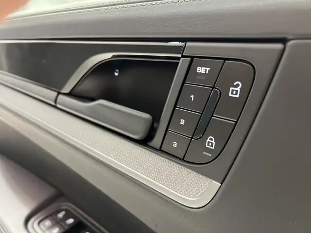 Porsche Cayenne view 24