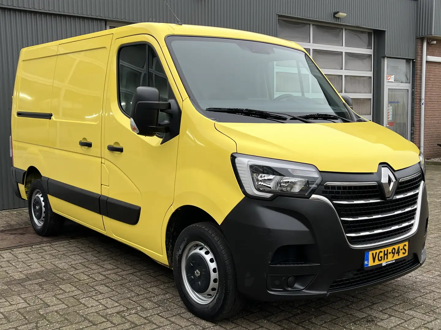 Renault Master T28 2.3 dCi 135 L1H1 Airco Cruise controle Trekhaa Жовтий - 1