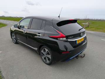 Leaf N-Connecta 40 kWh