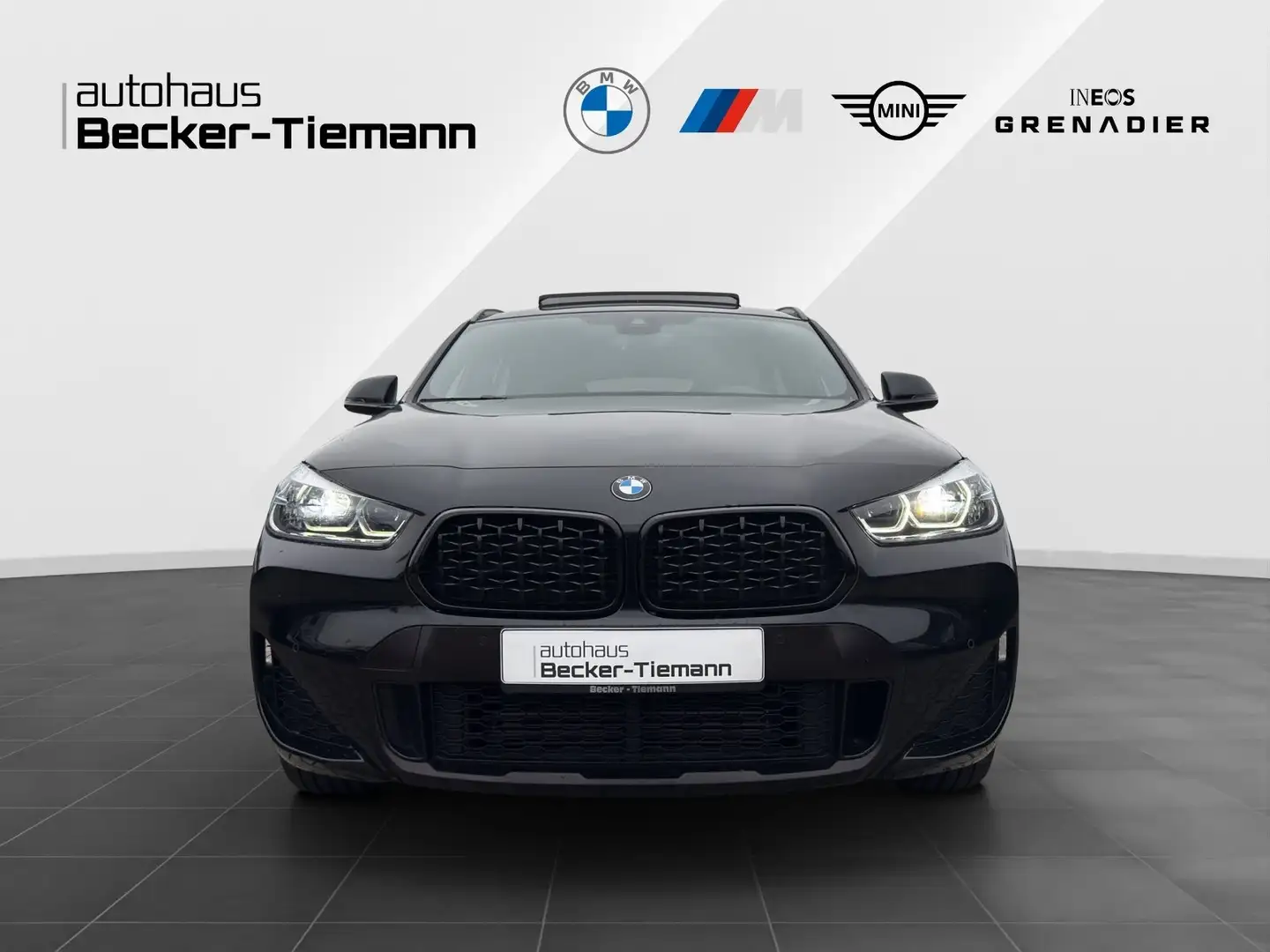 BMW X2 sDrive20i Schwarz - 2