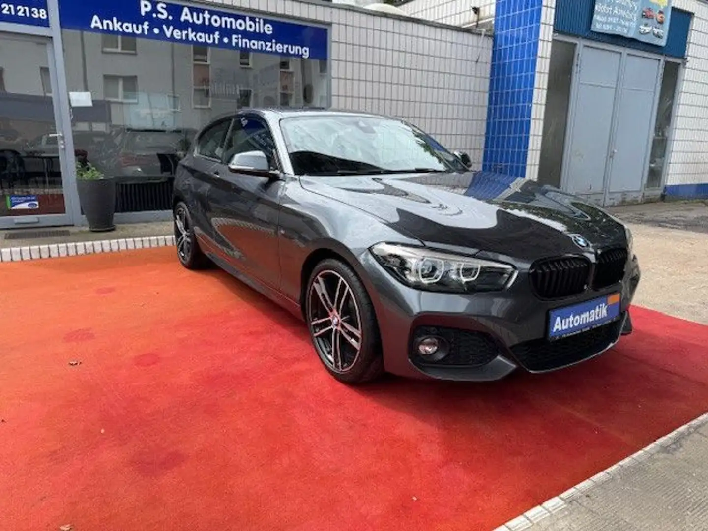 BMW 125 Baureihe 1 Lim. 3-trg. 125 i Edition M Sport Grijs - 2