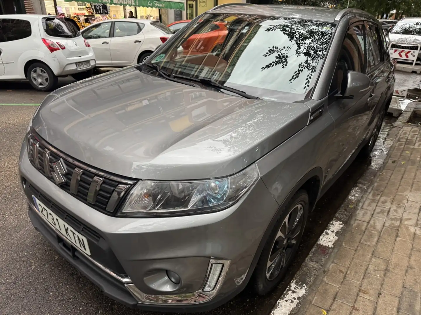 Suzuki Vitara 1.4T GLX 4WD Gris - 1