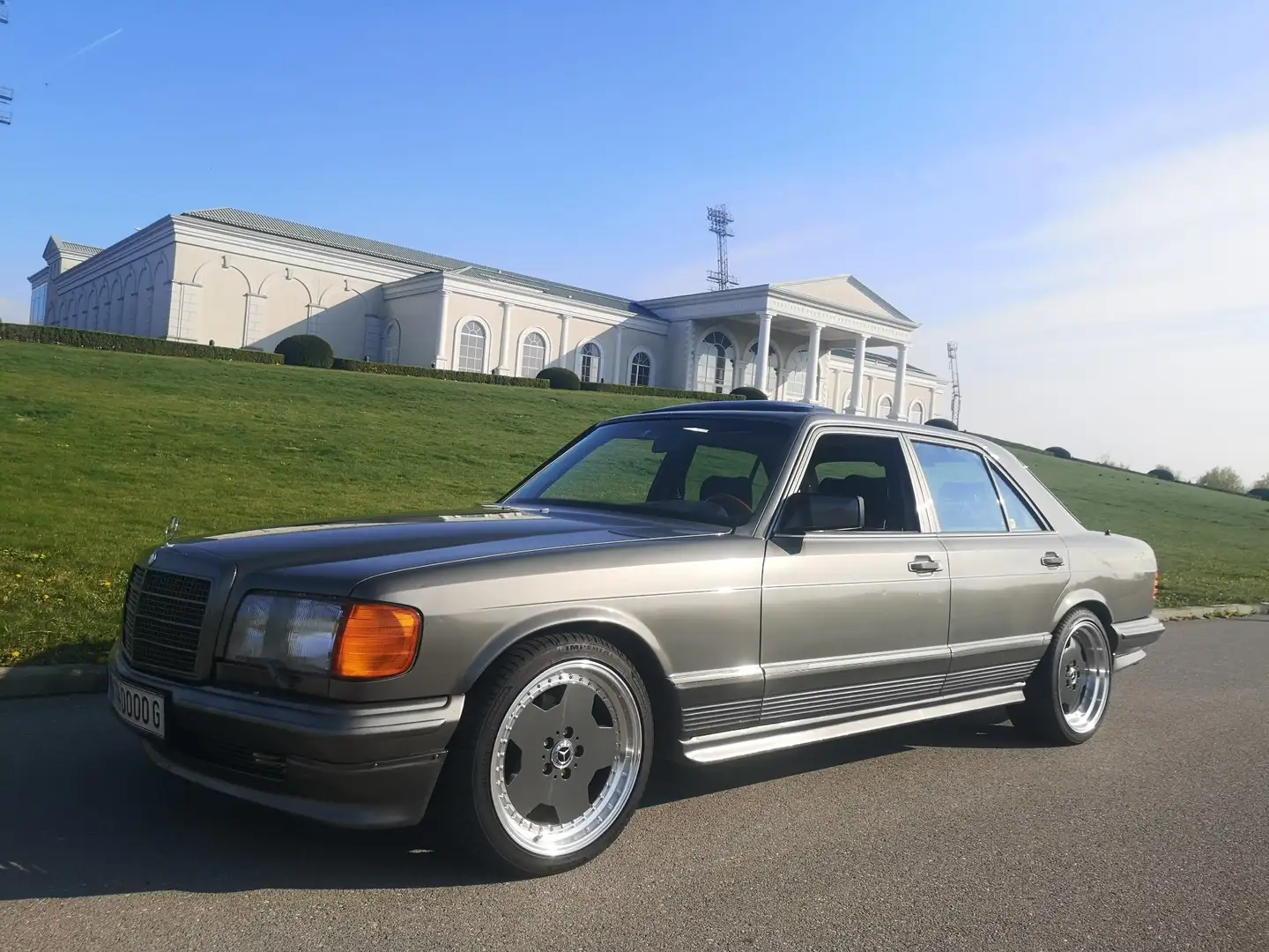 Mercedes-Benz S 280 SE W126*AMG* Bronze - 1