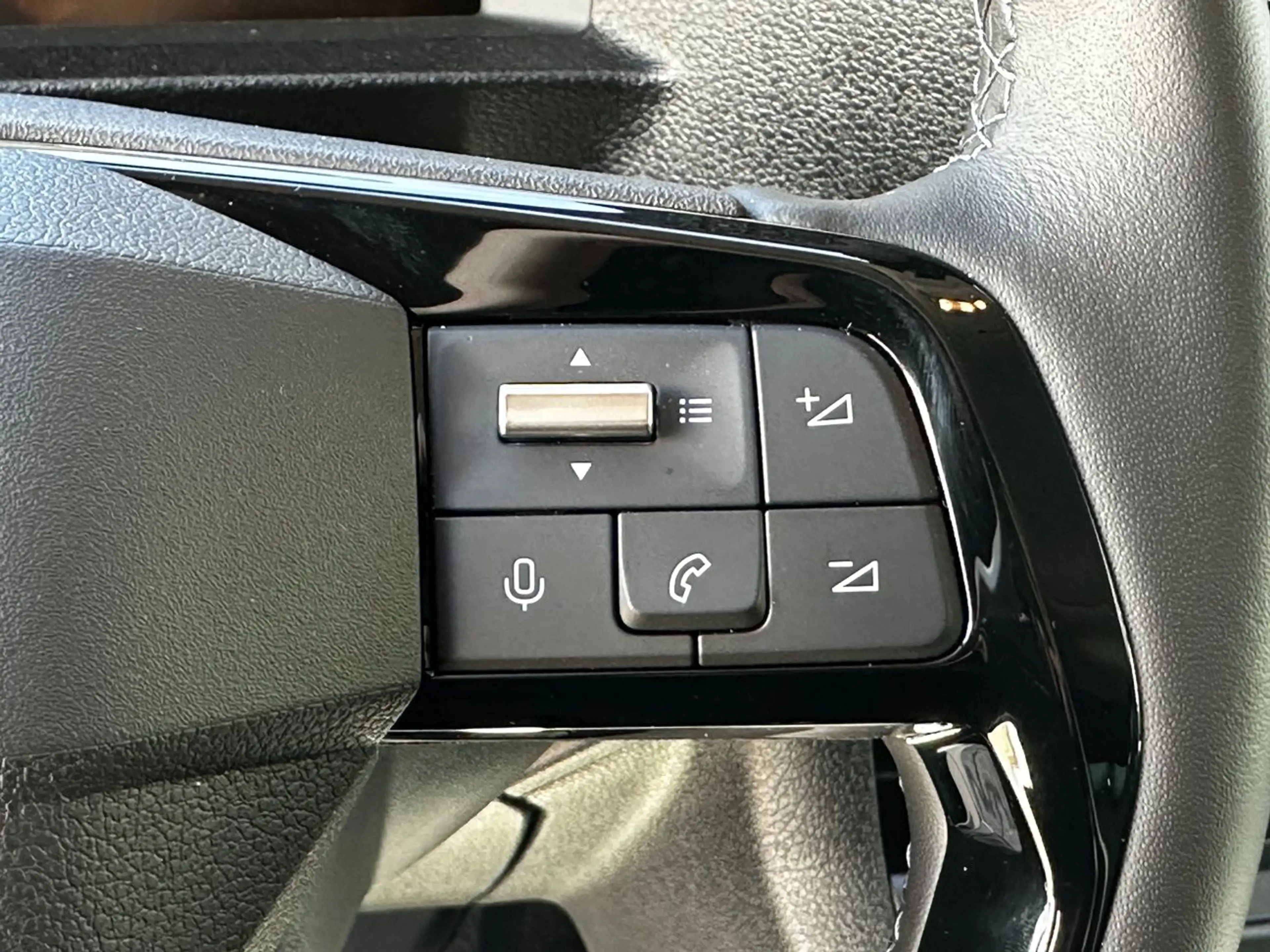 Opel Zafira Life 2.2 Diesel Edition #AHK#Kamera#NAVI# — photo 21