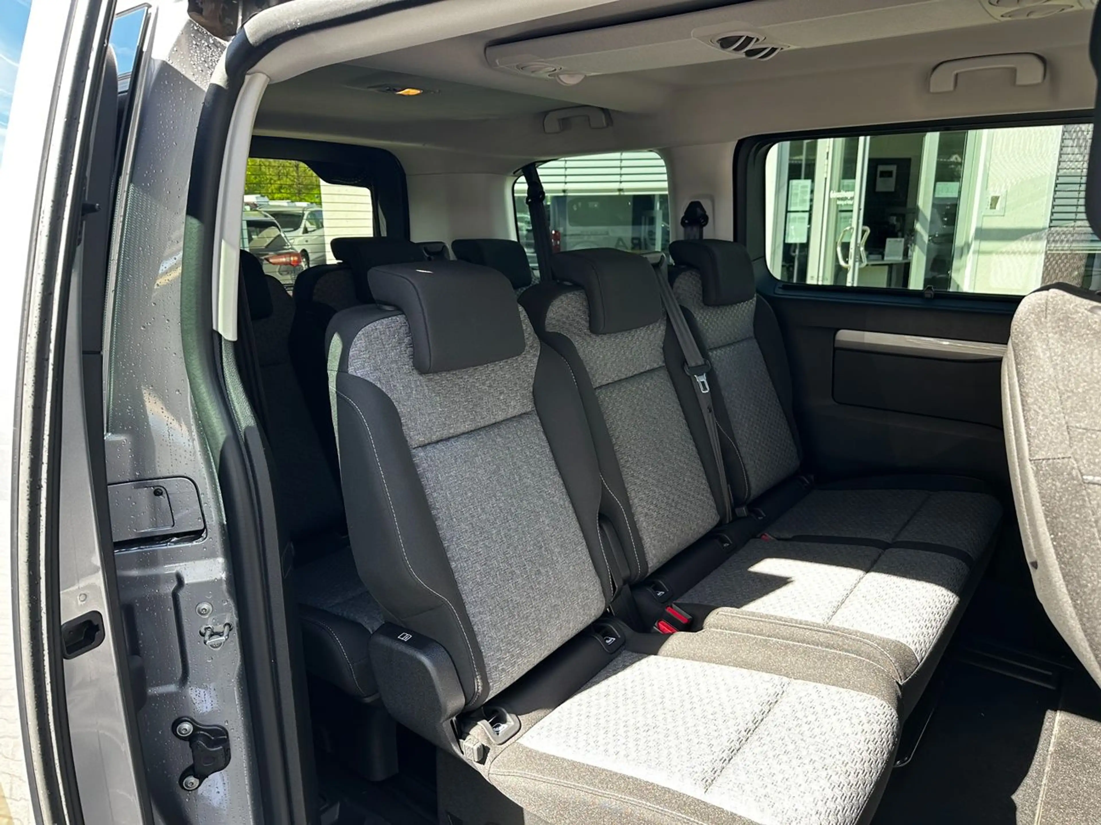 Opel Zafira Life 2.2 Diesel Edition #AHK#Kamera#NAVI# — photo 7