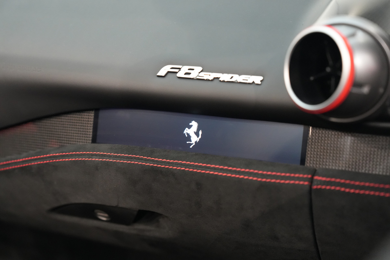 Ferrari F8 Spider 3.9 V8 HELE | NL Auto | 1e eig. | Lift | Carbon | — photo 15