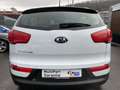 Kia Sportage 2.0i Vision 2WD Navi Einparkhilfe Berganfahrassist Weiß - thumbnail 6