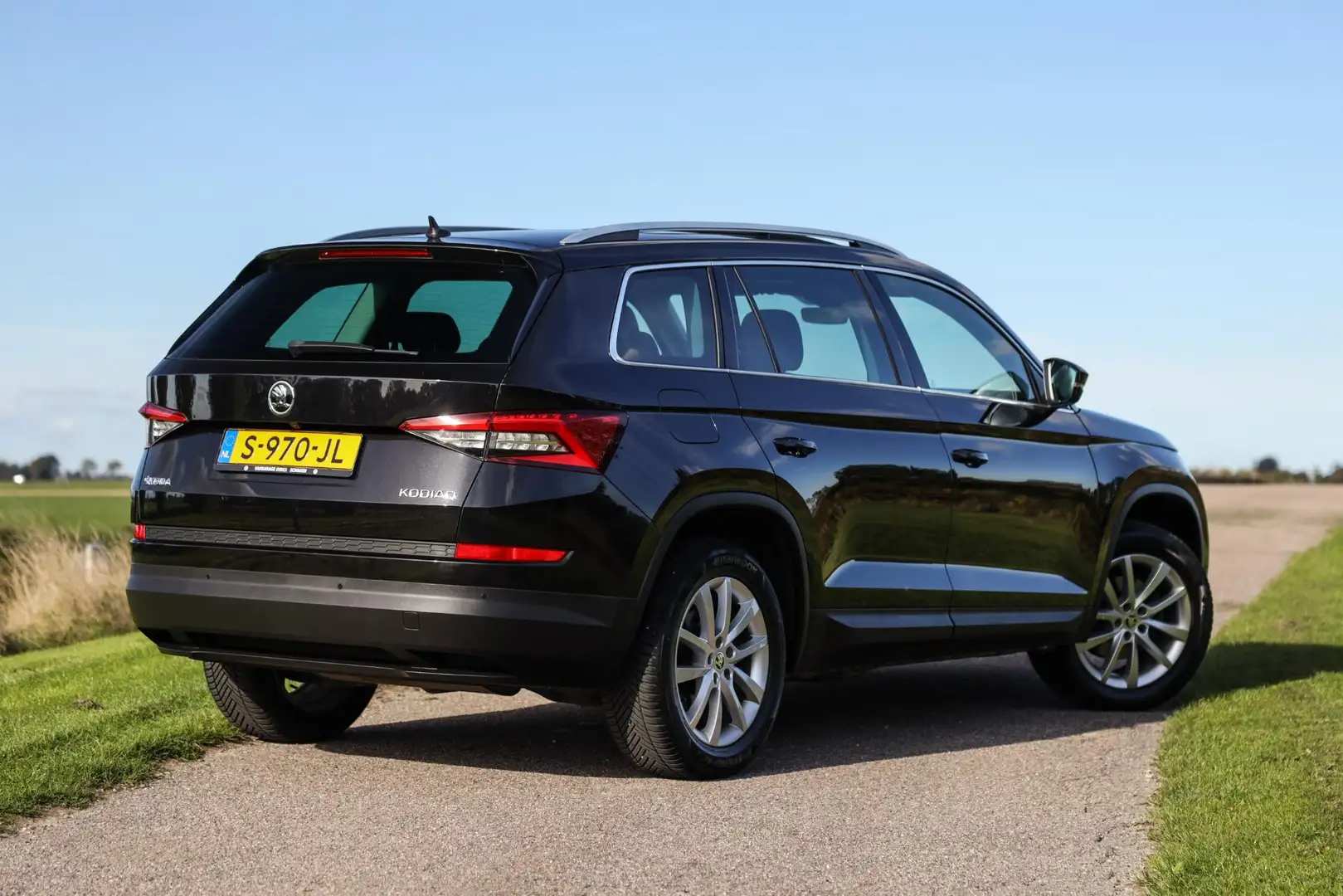 Skoda Kodiaq 1.5 TSI DSG Bns ✅ Full-LED ✅ Pano ✅ ACC Negro - 2