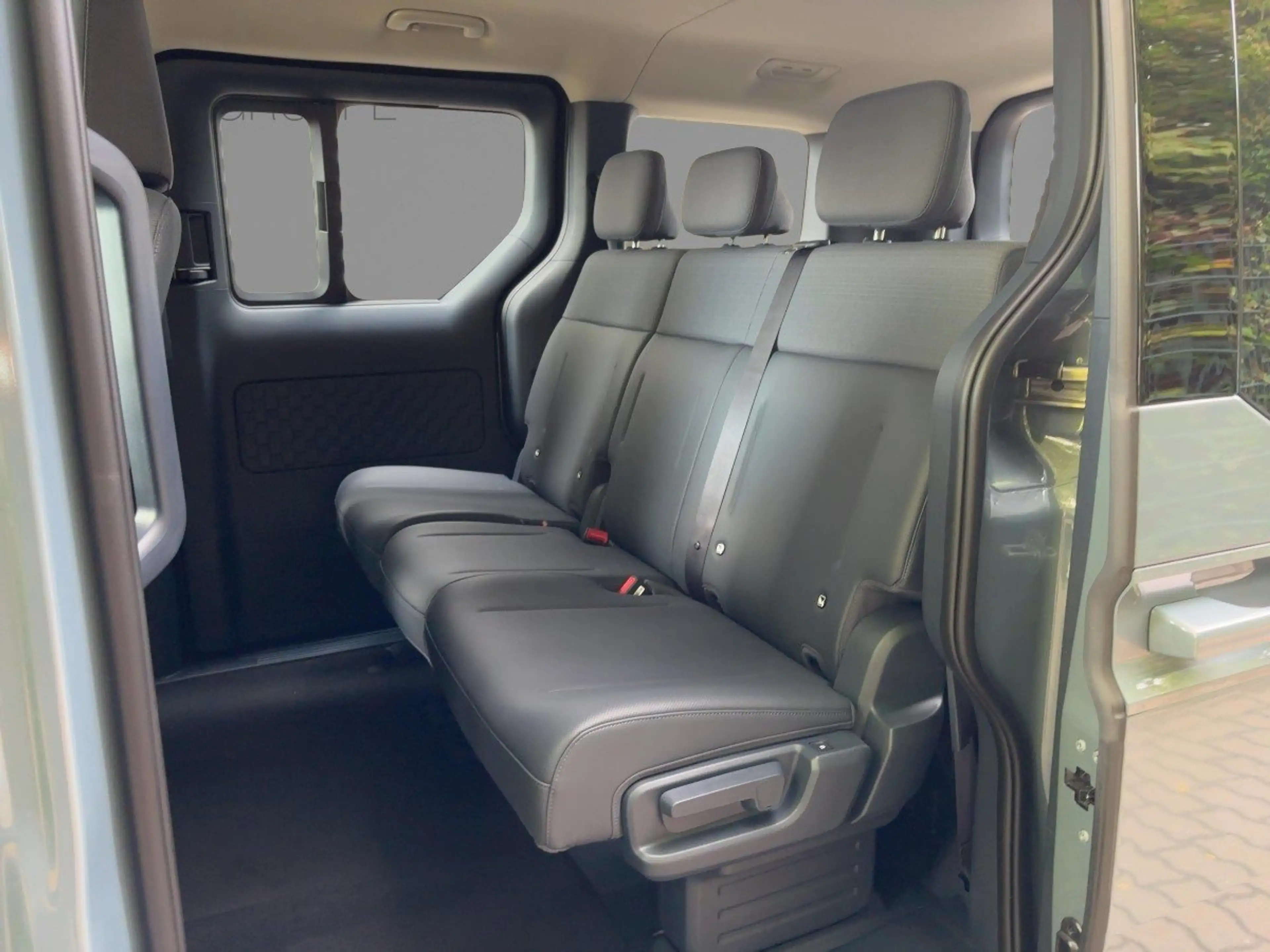 Kia PV5 Passenger PV5 Elite 71.2 kWh +KAMERA360+NAVI+LED+ 360-CAM — photo 12