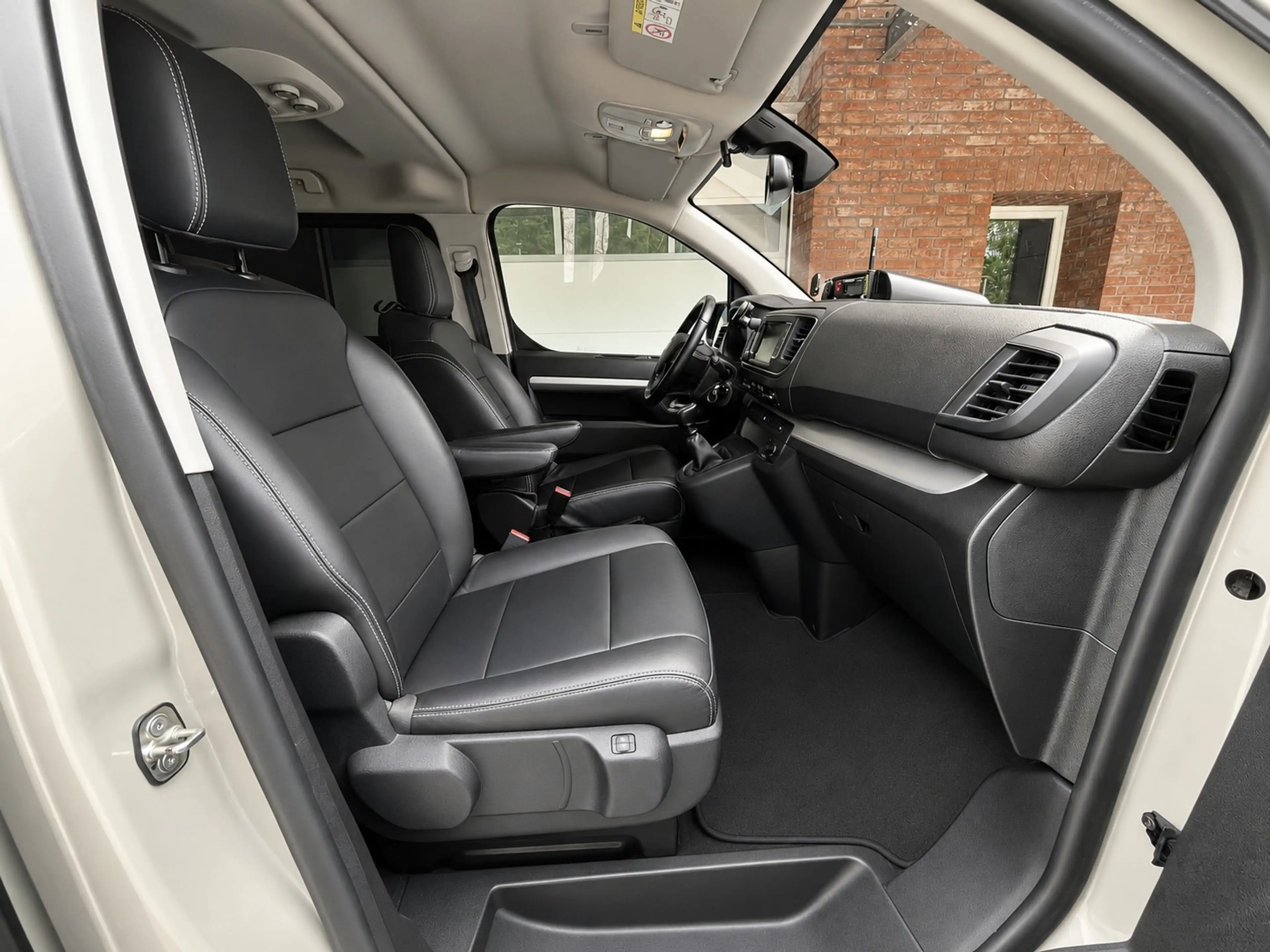 Citroen Spacetourer SpaceTourer Taxiausstattung, nicht als Taxi genutz — photo 6