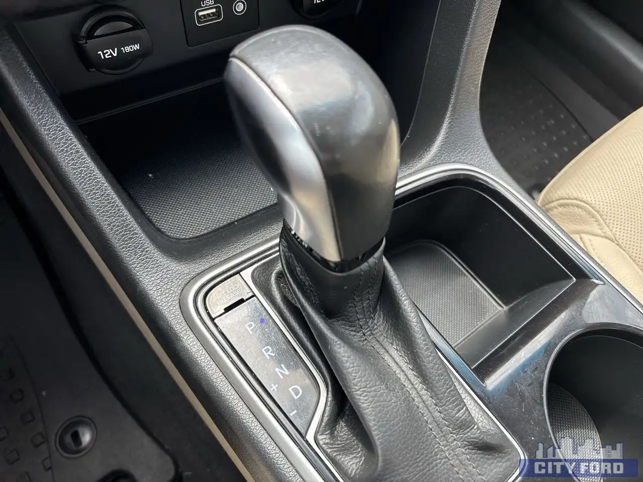 Hyundai SONATA снимка Hyundai SONATA