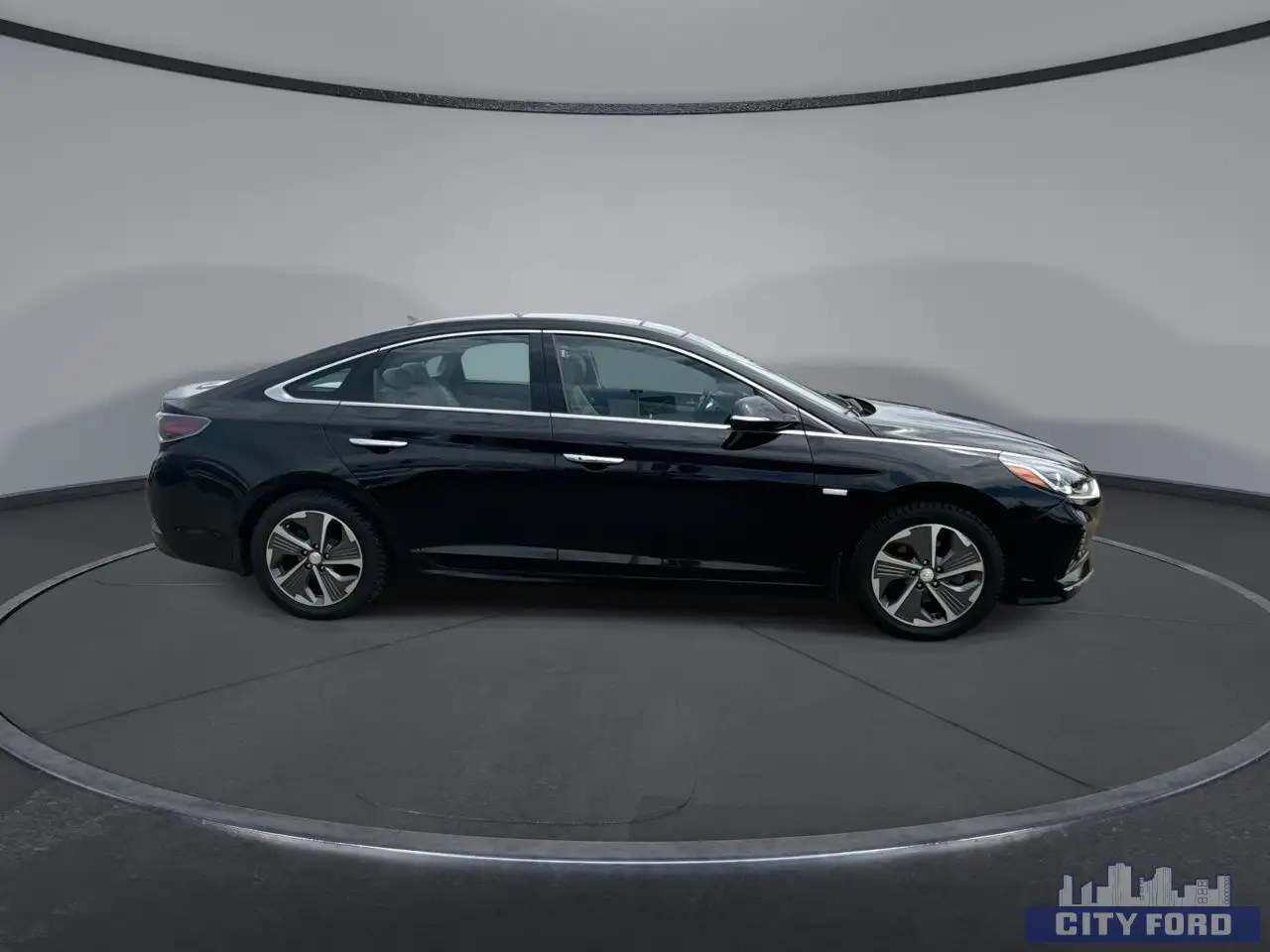Hyundai SONATA снимка Hyundai SONATA