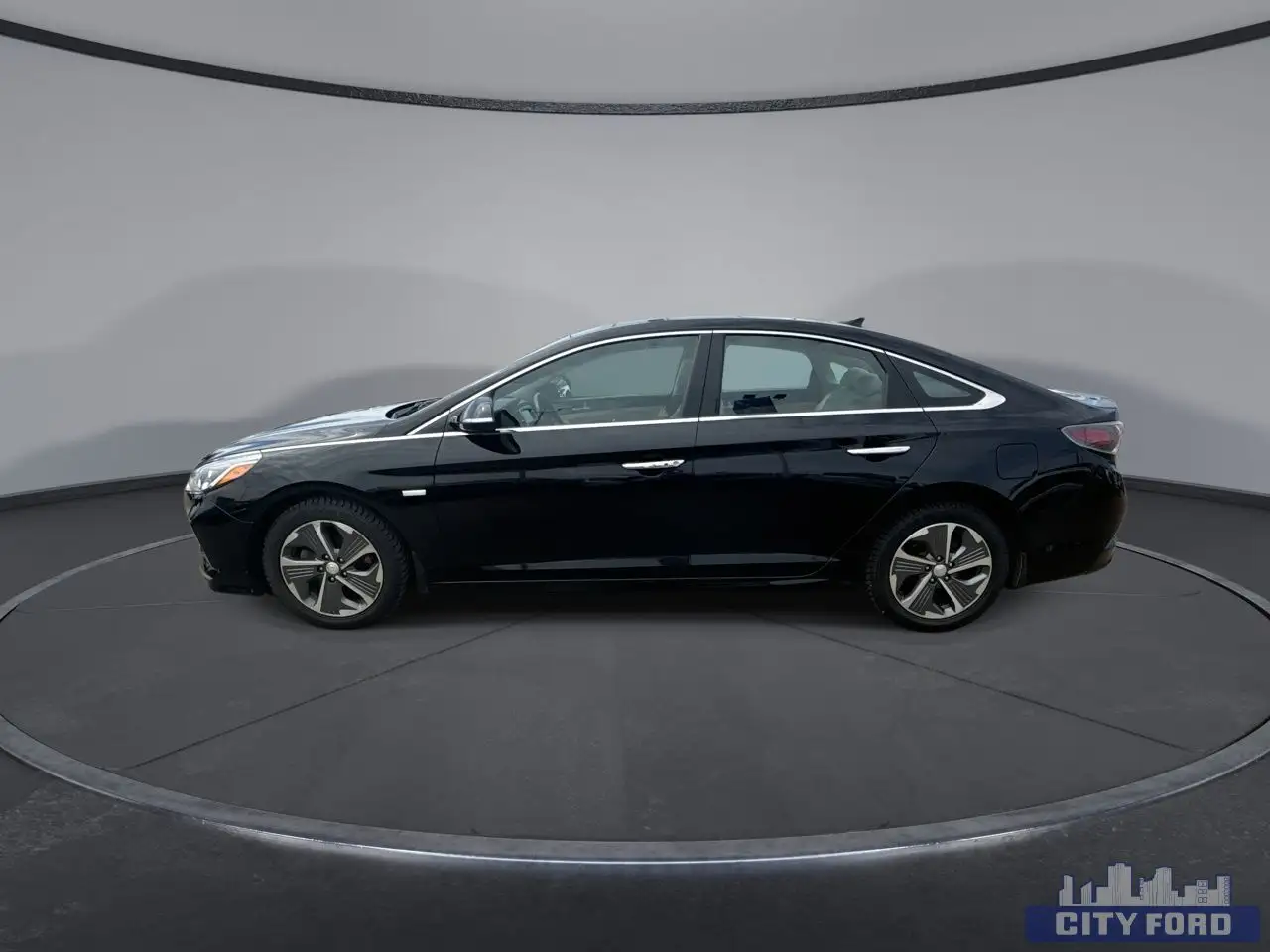 Hyundai SONATA снимка Hyundai SONATA
