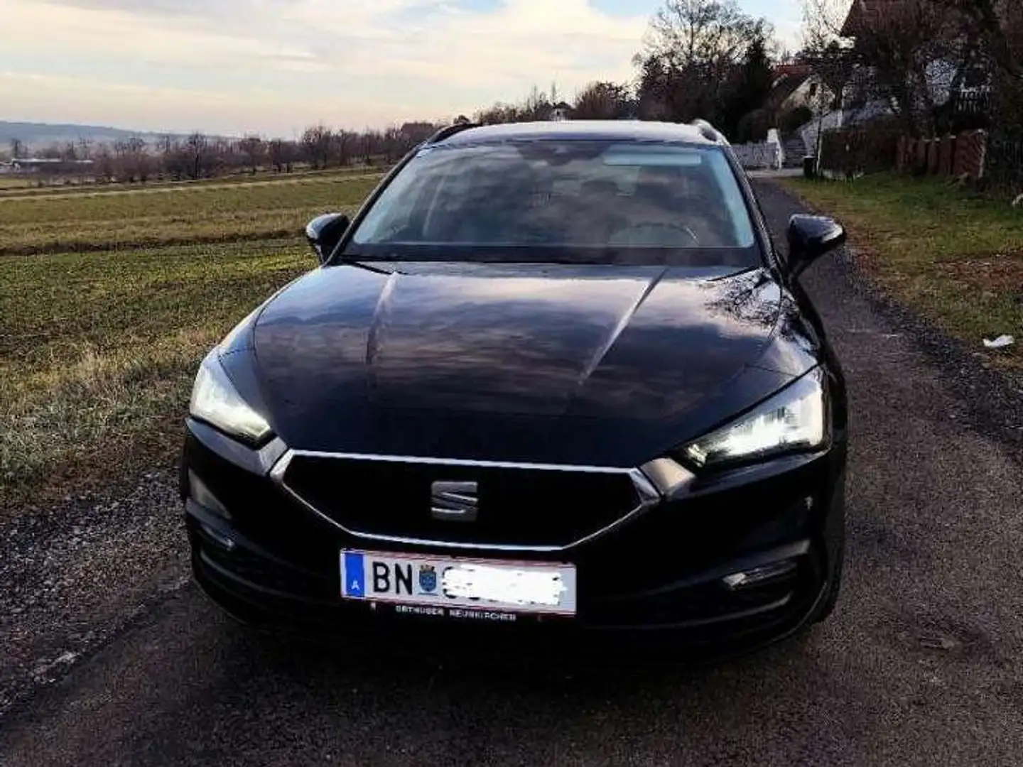 SEAT Leon Leon SP 1,5 TSI ACT Style Style Schwarz - 1