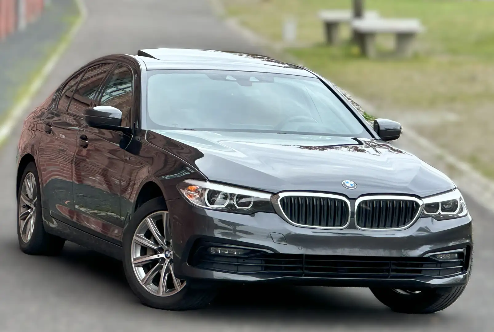 BMW 530 E Sport Line Head Up Live Cockpit RfK GSD Grau - 1