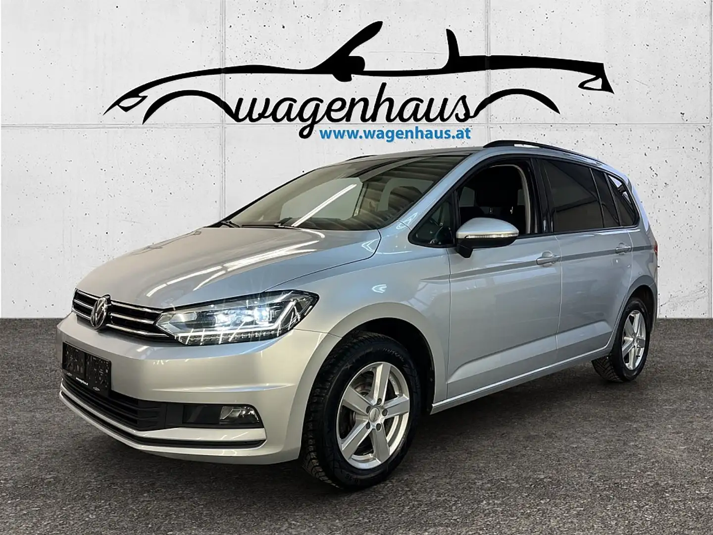 Volkswagen Touran Comfortline 2,0 TDI DSG, AHV, App, LED Argent - 1