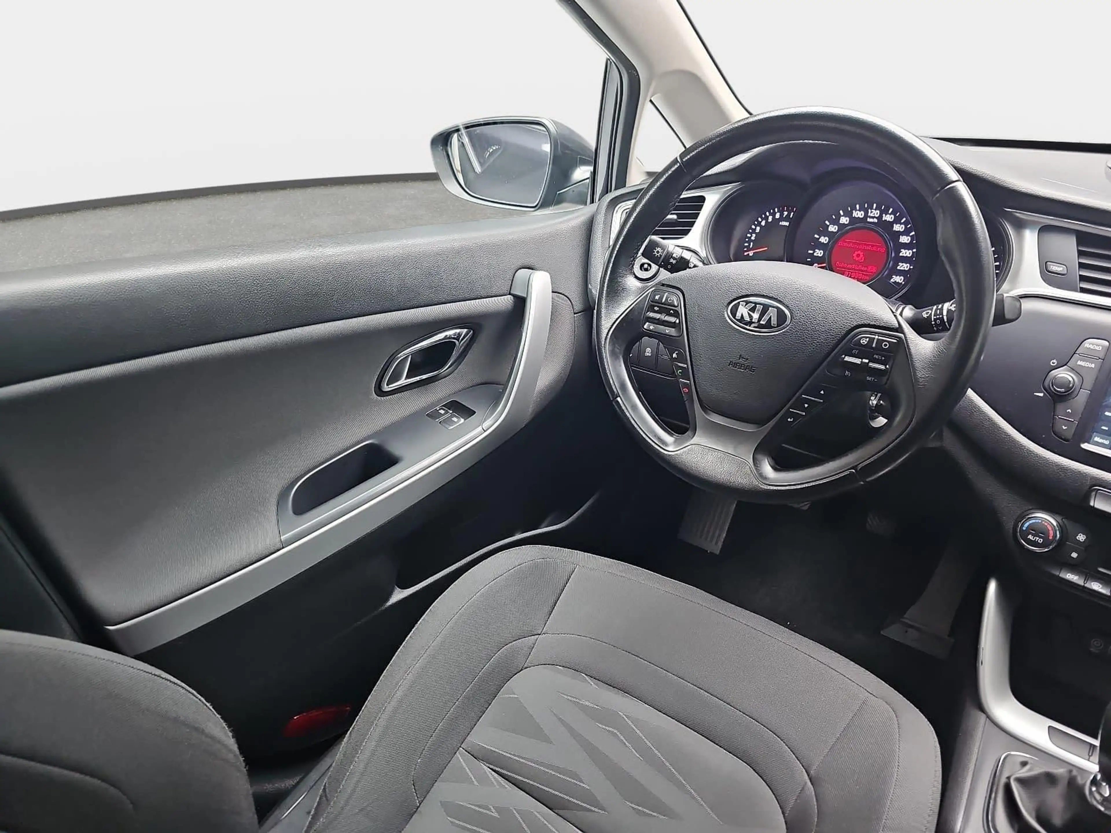 Kia Ceed / cee'd CEED SPORTSWAGON 1.0 T-GDI NAVI PDC LM16 — photo 9